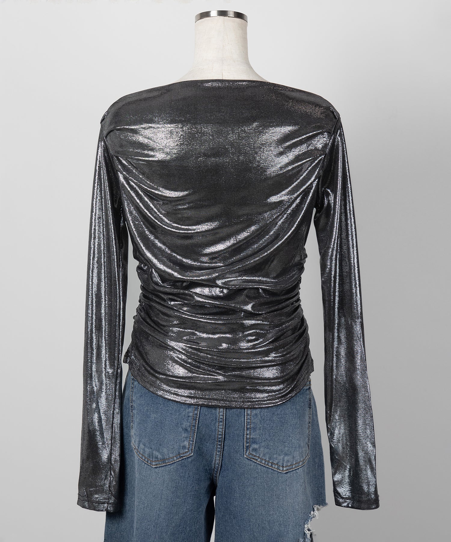 【 3WAY 】タックデザインドレープオフショルダーメタリックトップス