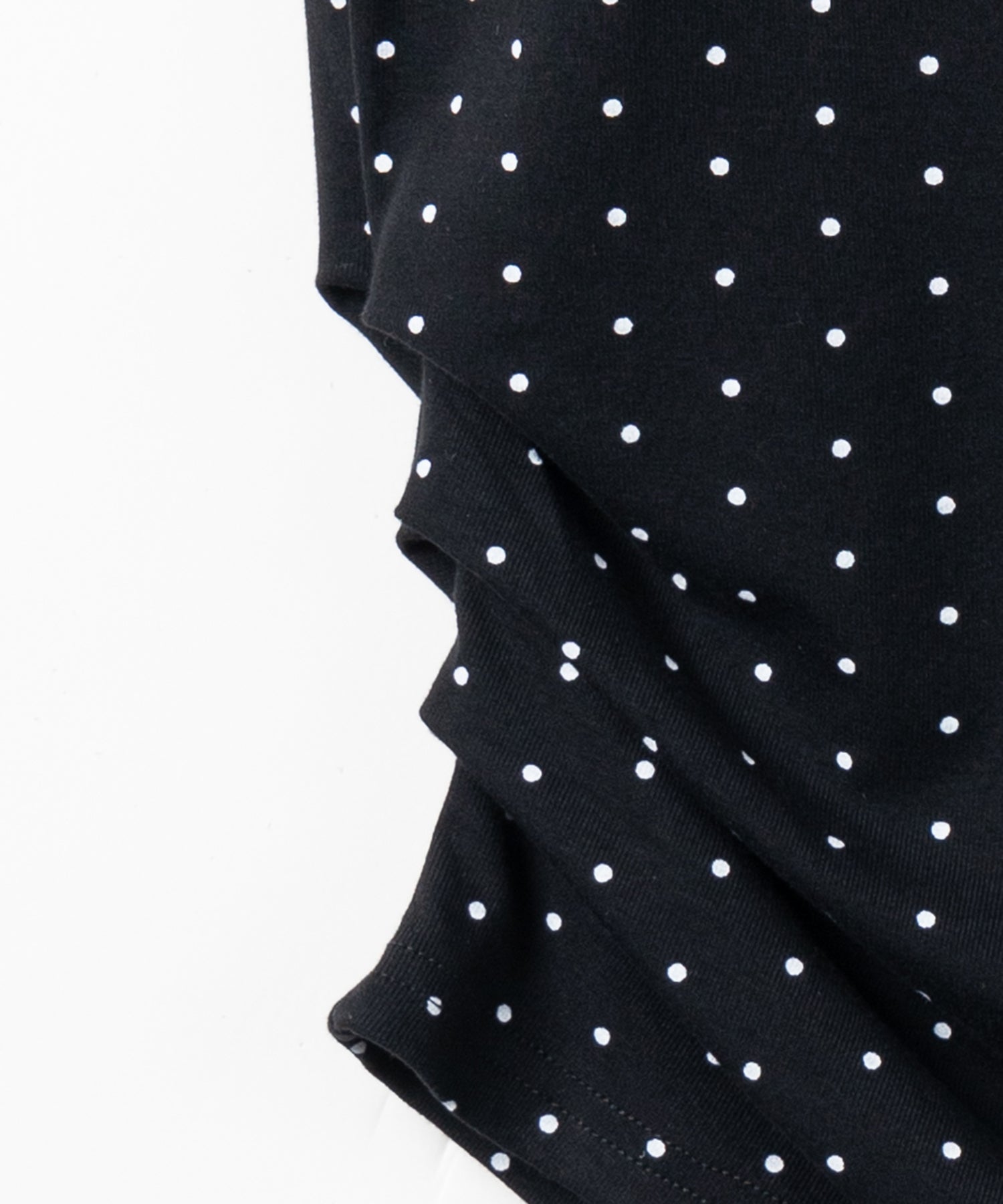 オフショルタックドレープドットTシャツ / off shoulder tack drape shortsleeve dot T-shirts
