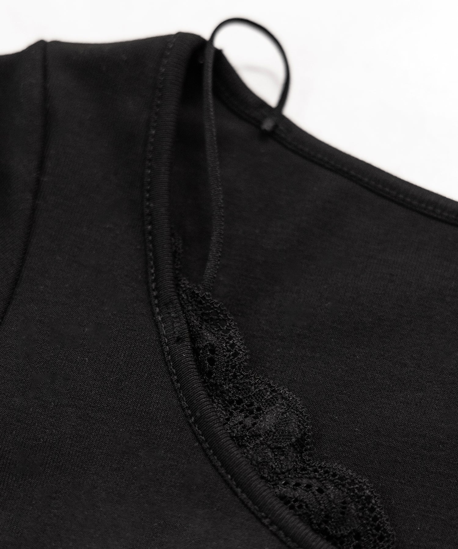 【 カップ付き 】裏起毛レースレイヤードぴちカットソートップス / urakimo square neck pichi cutsew tops