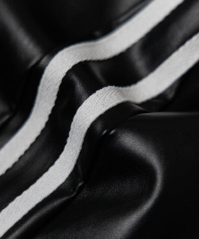 2WAY サイドラインフェイクレザーワイドパンツ / 2WAY Sideline fake leather wide pants