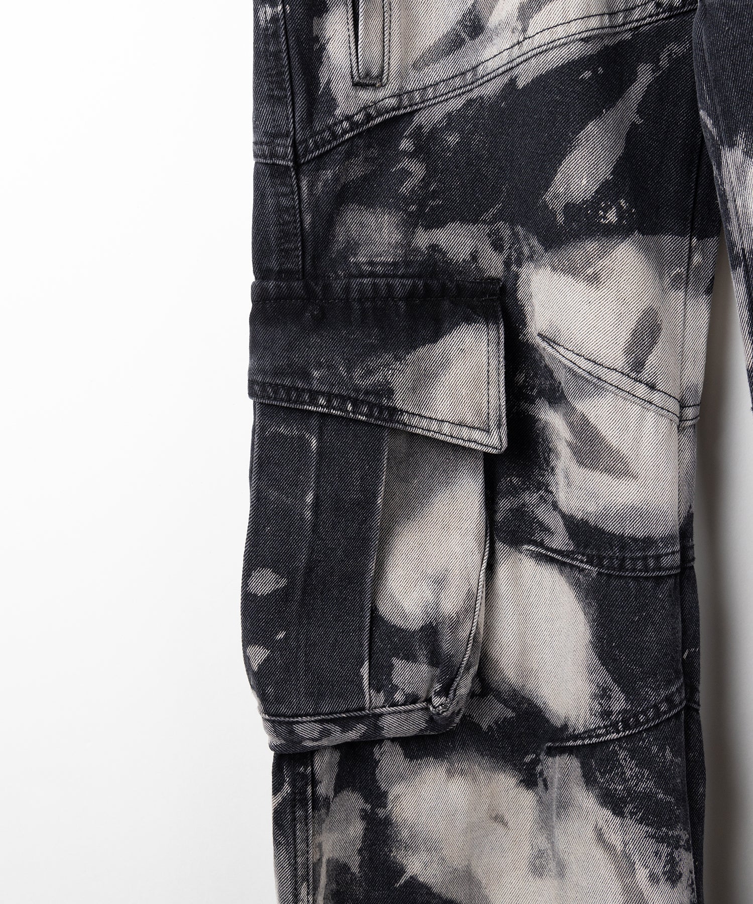 【 2color / 4size 】クラッシュブリーチストレートカーゴデニム /crash bleach straight cargo denim