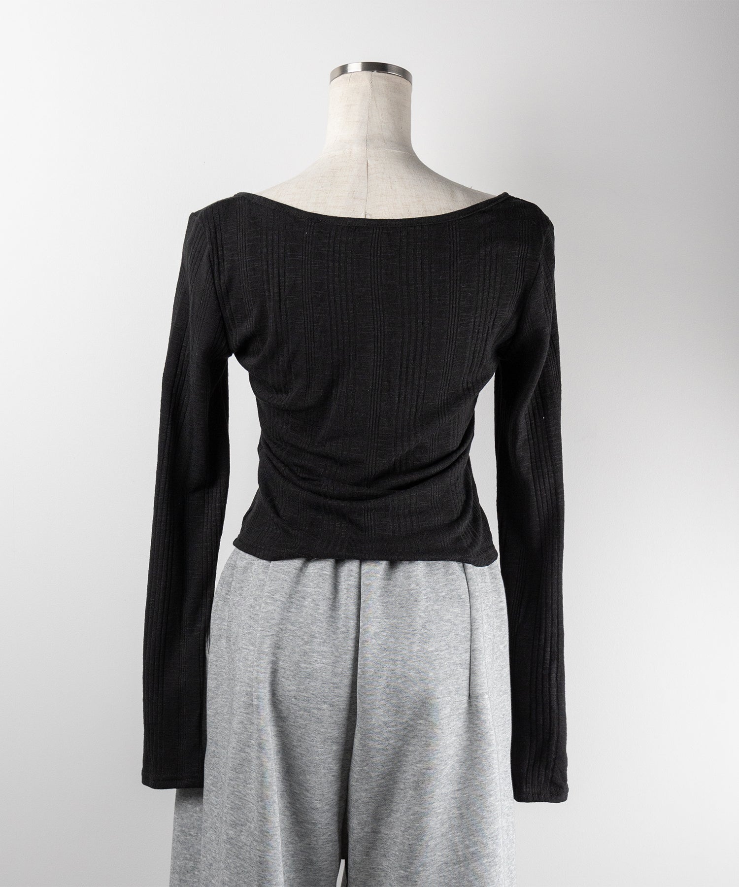 【 3color 】フロントボタンオープンネックリブカットソートップス / front button open neck ribbed cutsew tops