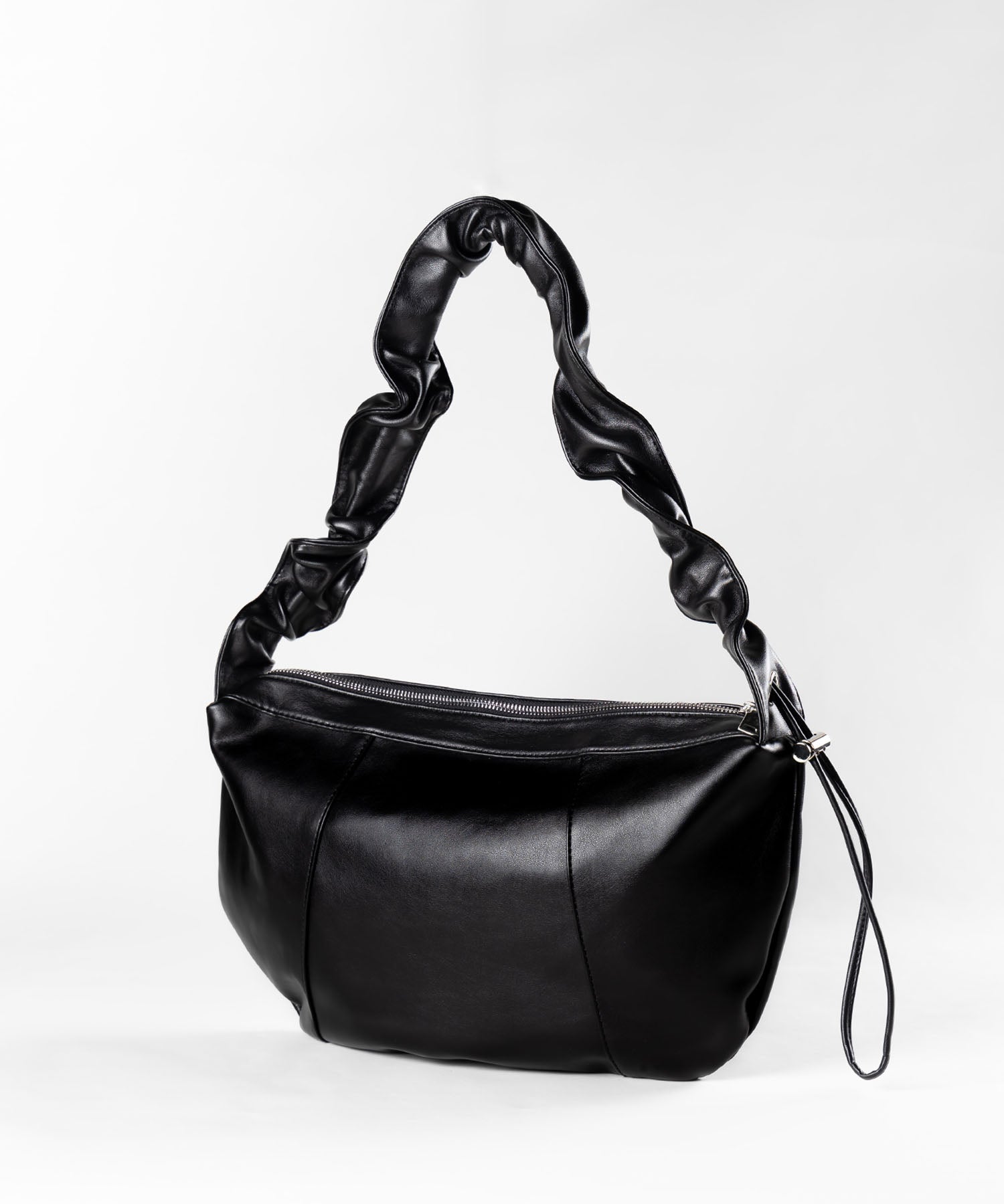 シャーリングハンドルショルダーバッグ / shirring handle shoulder bag