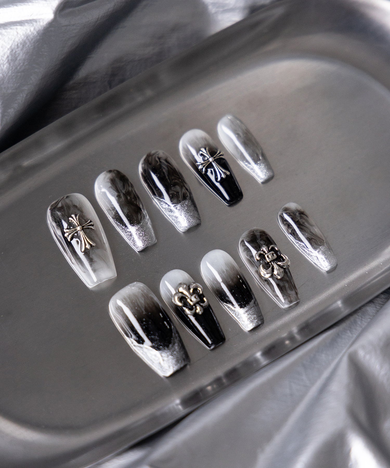 グラデーションクロスパーツニュアンスネイルチップ / gradation cross parts nuance nail tips