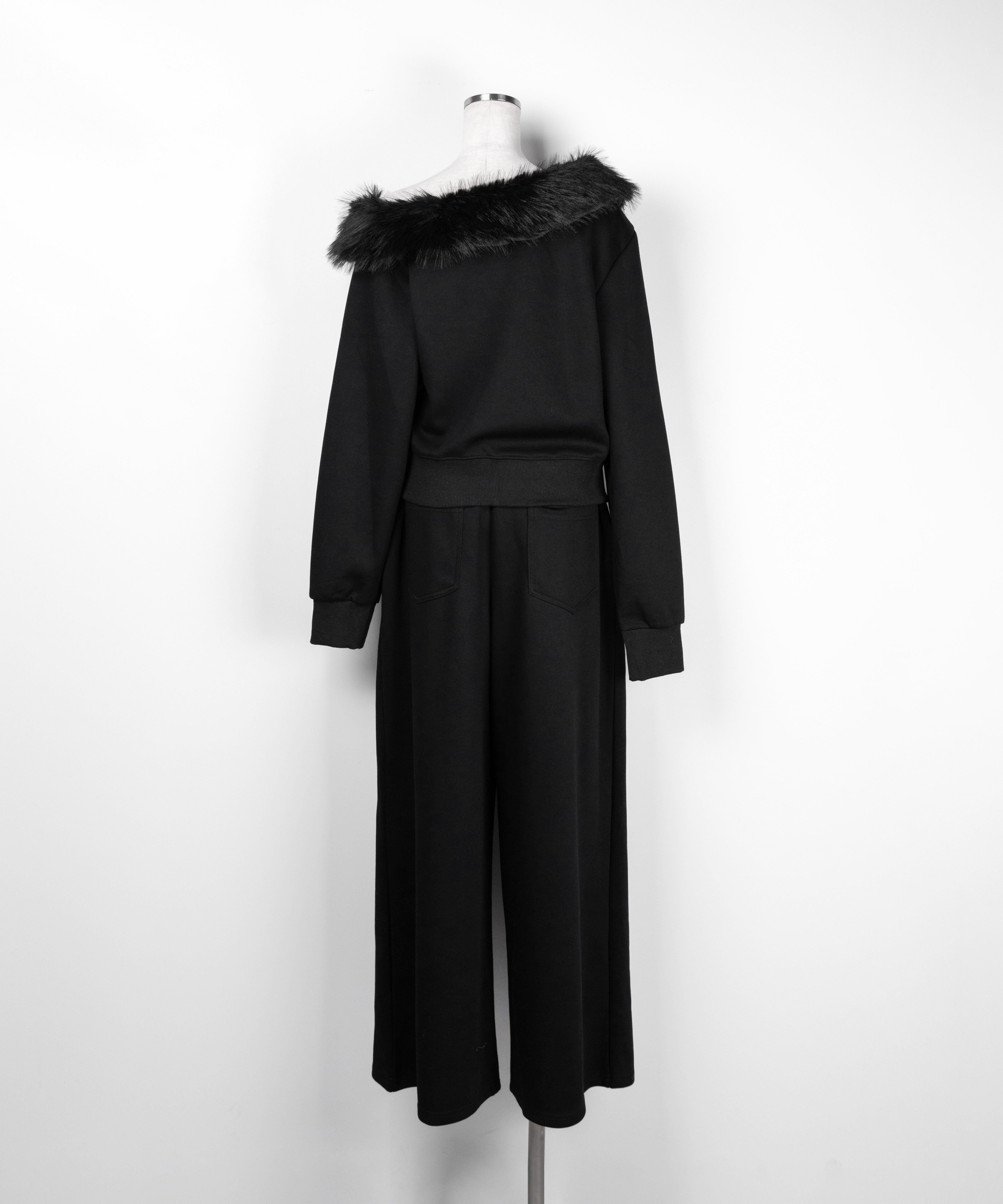 【 セットアップ 】ファーダブルジップワンショルスウェット&タックワイドスウェットパンツ / Fur double-zip one-shoulder sweatshirt & tuck wide sweatpants SETUP