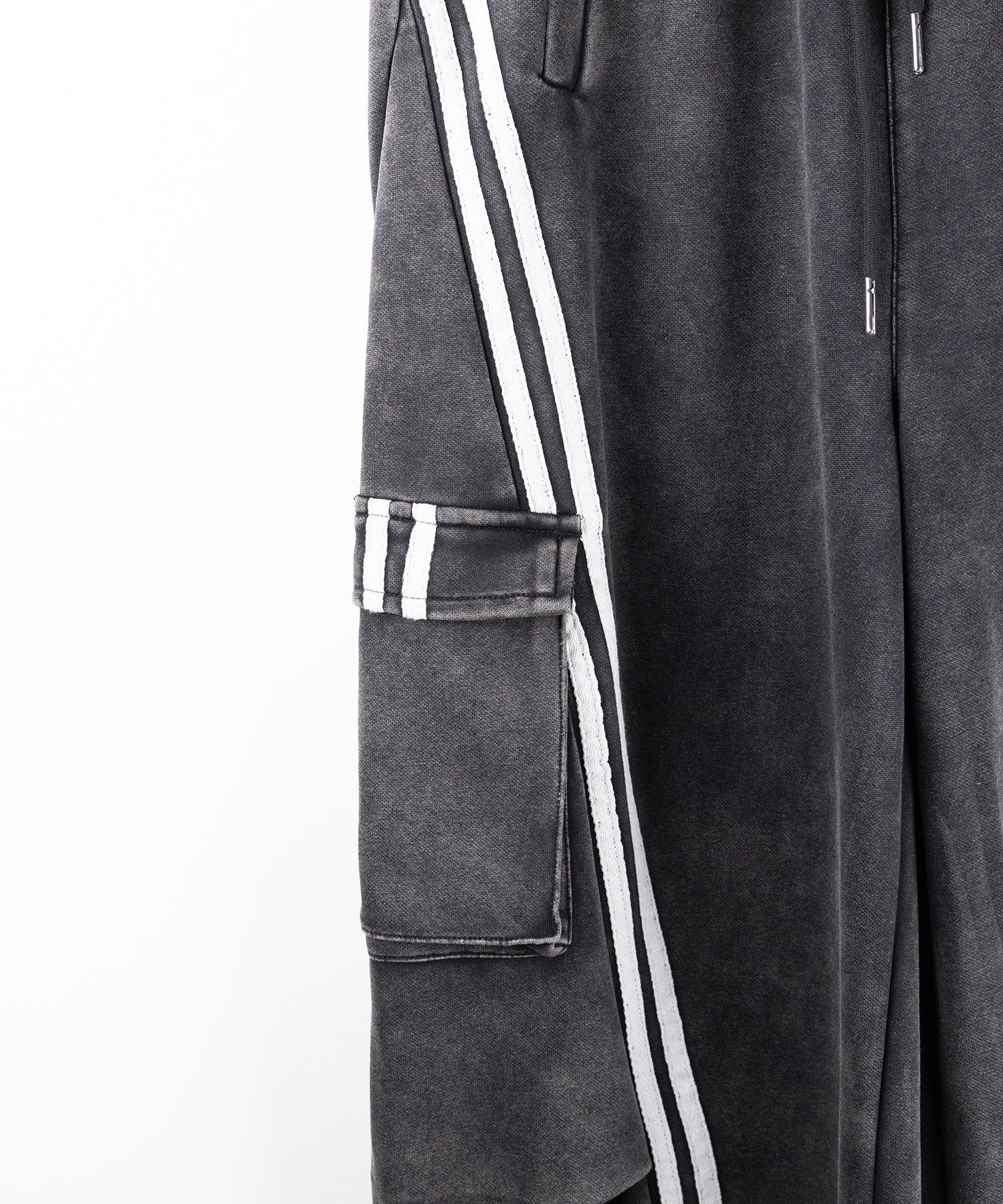 【 2color /裾絞り可能2WAY 】ピグメントヴィンテージサイドラインタックワイドスウェットパンツ / pigment vintage sideline tuck wide sweatpants