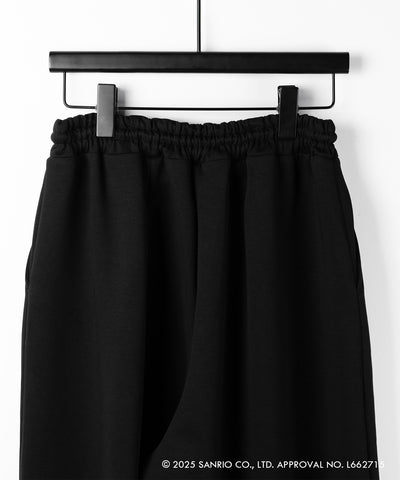 【 HELLO KITTY × me+em select 】ハローキティグランジロゴワイドスウェットパンツ / Hello Kitty grunge logo wide sweatpants 【 セットアップ着用可能 】