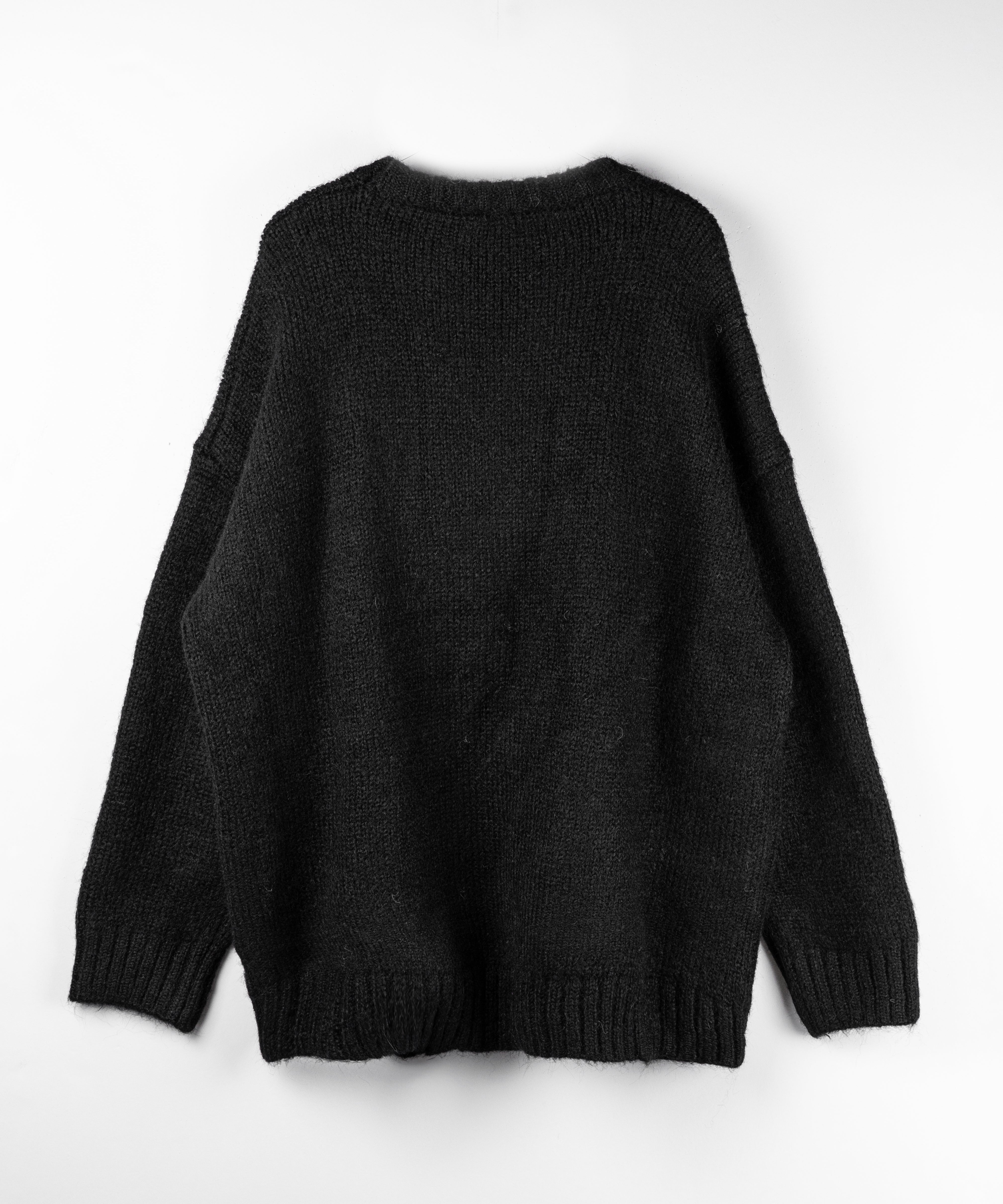 オーバーサイズフラッフィーニットプルオーバー / oversize fluffy knit pullover