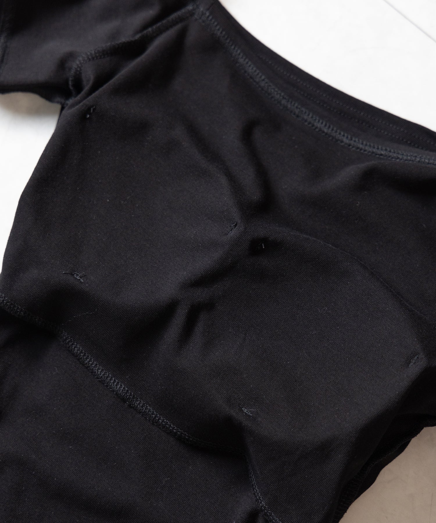 ストリングリボンスリムフィットTシャツ / string ribbon slim fit T-shirts