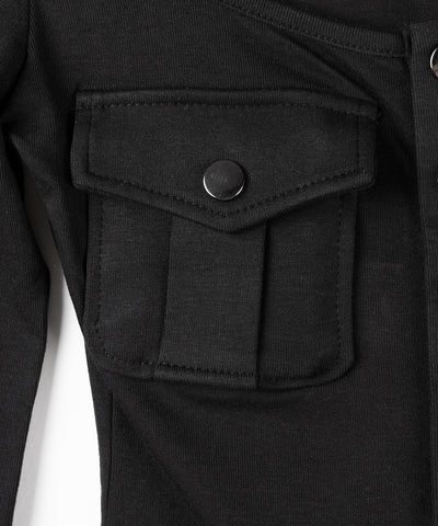 アウトポケットスクエアネック長袖スリムTシャツ /Out pocket square neck long sleeve slim T-shirt