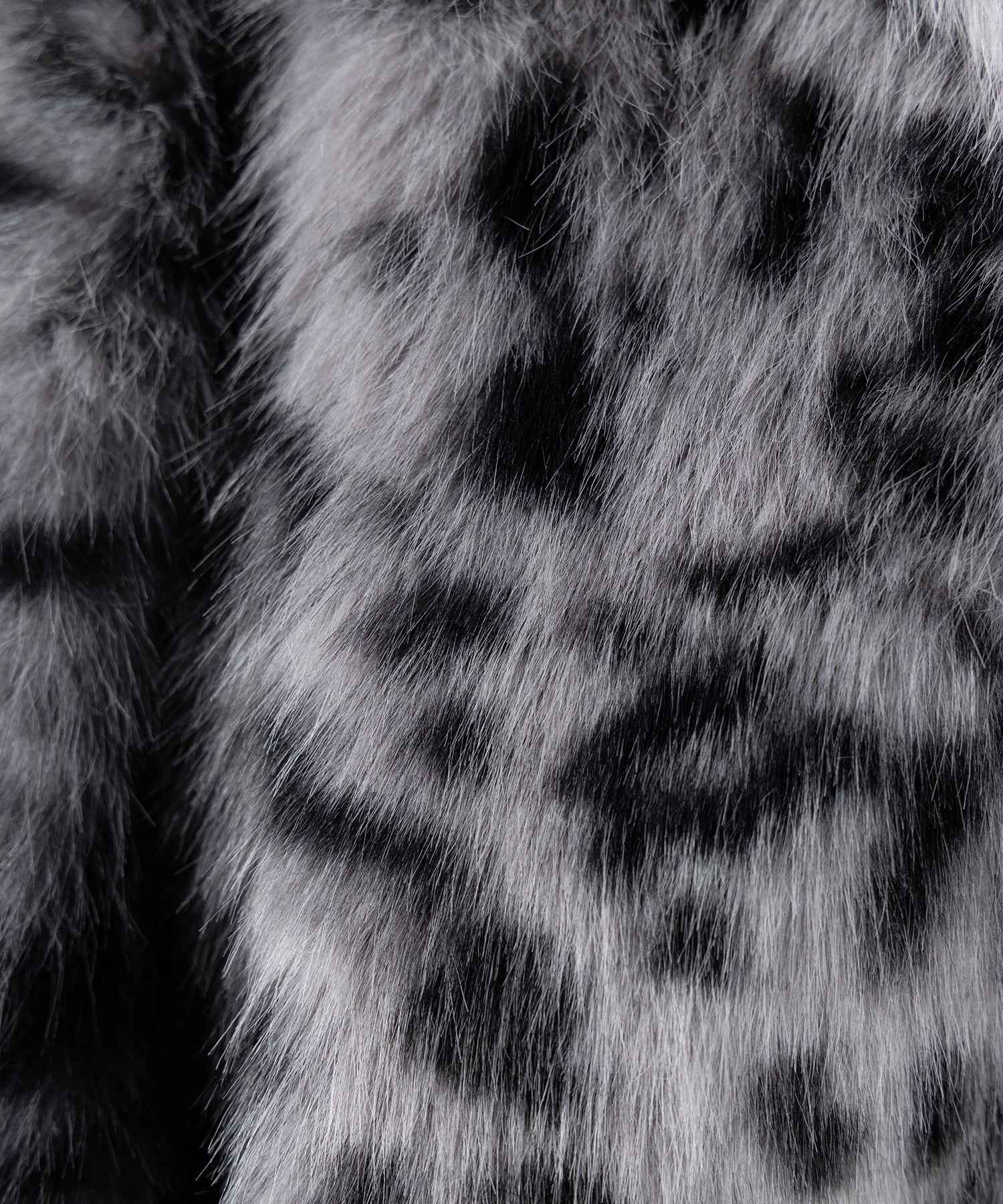 レオパードフェイクファーフーディショートコート / reopard fakefur hoodie short coat