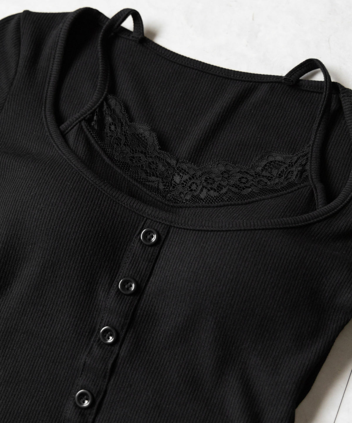 レースキャミスクエアネック長袖リブTシャツ / Lace camisole square neck long-sleeve ribbed T-shirt