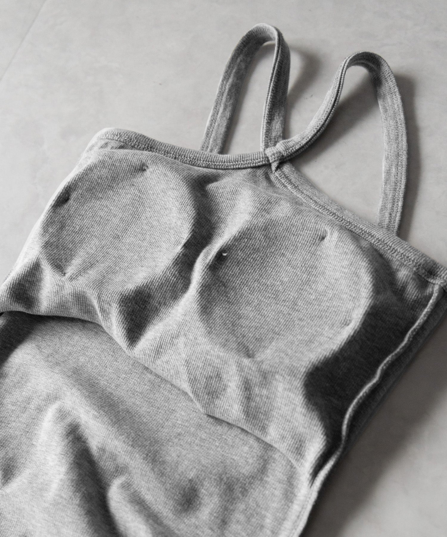 【 カップ付き 】クロスストラップミニキャミワンピース / cross strap mini cami onepiece