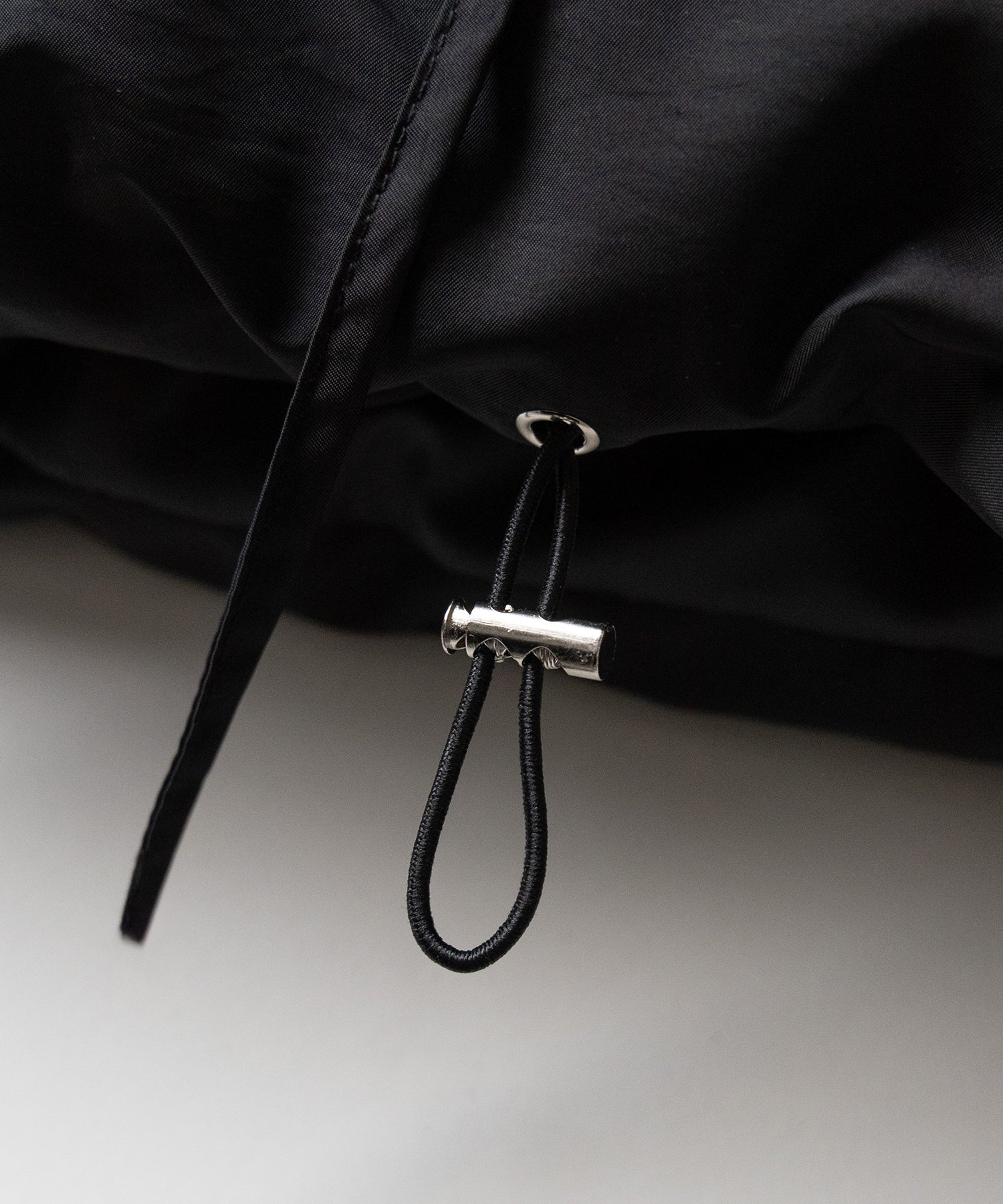 【 裾絞り可能2WAY 】ストラップリボンショートパフダウンジャケット / strap ribbon short puff down jacket