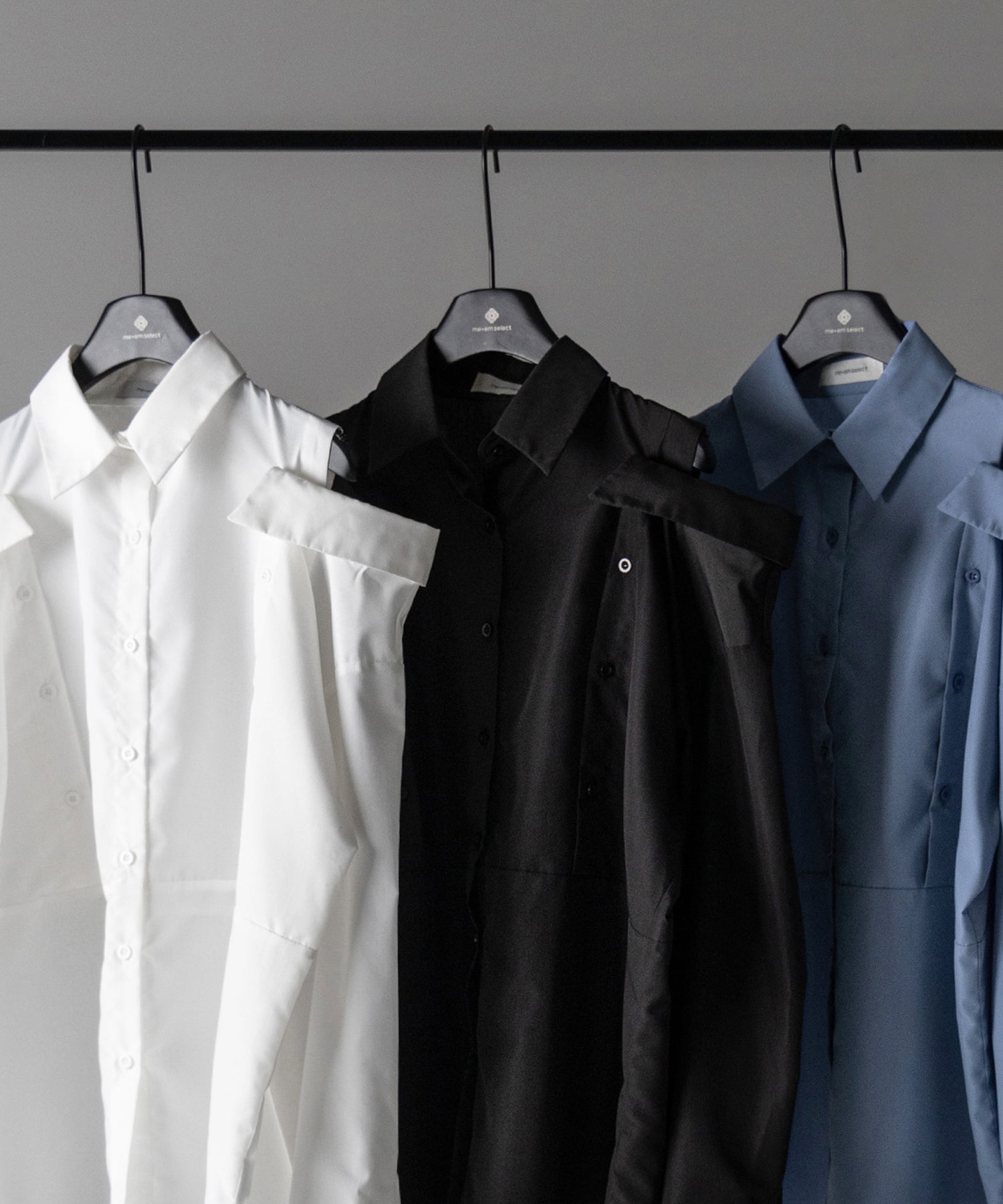 【 3color 】オープンショルダーカットアウトビッグシャツ / open shoulder cutout big shirt