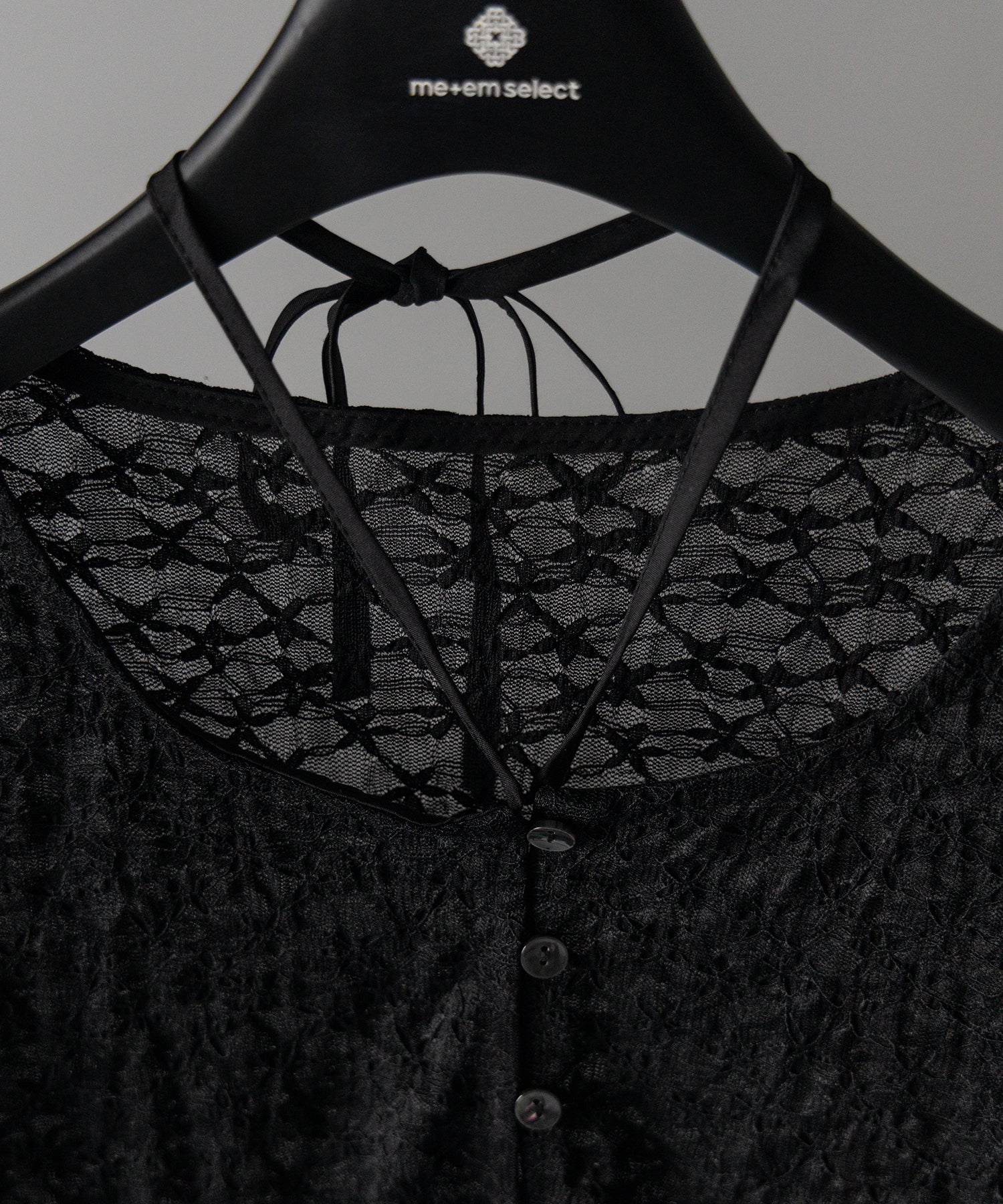 【 2WAY 】クロスストラップリボンショートレースカーディガン / cross strap ribbon short lace cardigan