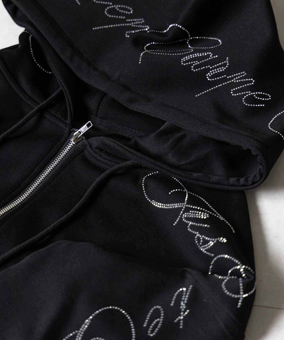 【 セットアップ可能 】ラインストーンロゴダブルジップパーカー / Rhine stone logo double zip hoodie