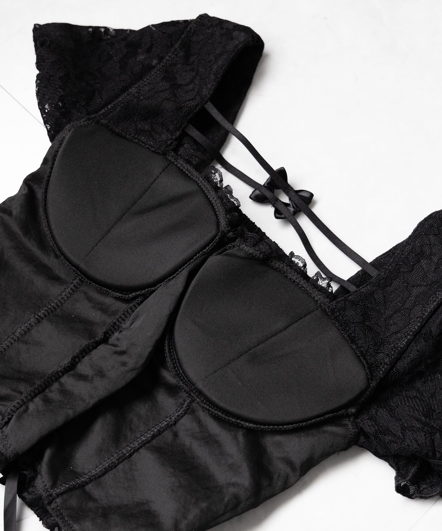 フロントリボンレースアップコルセットブラウス / front ribbon lace-up corset blouse