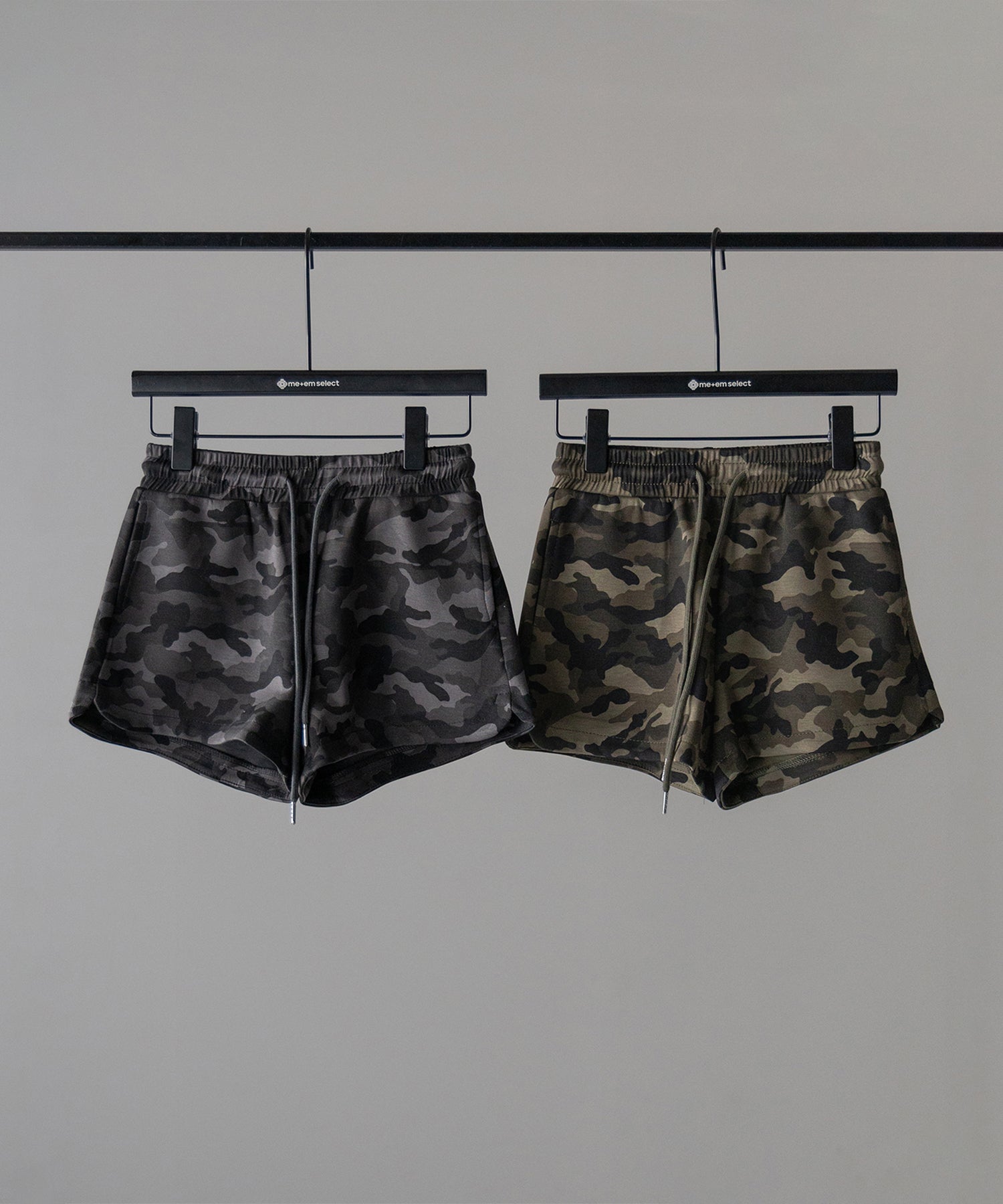 ヴィンテージカモフラタイトショートパンツ / Vintage camouflage tight short pants