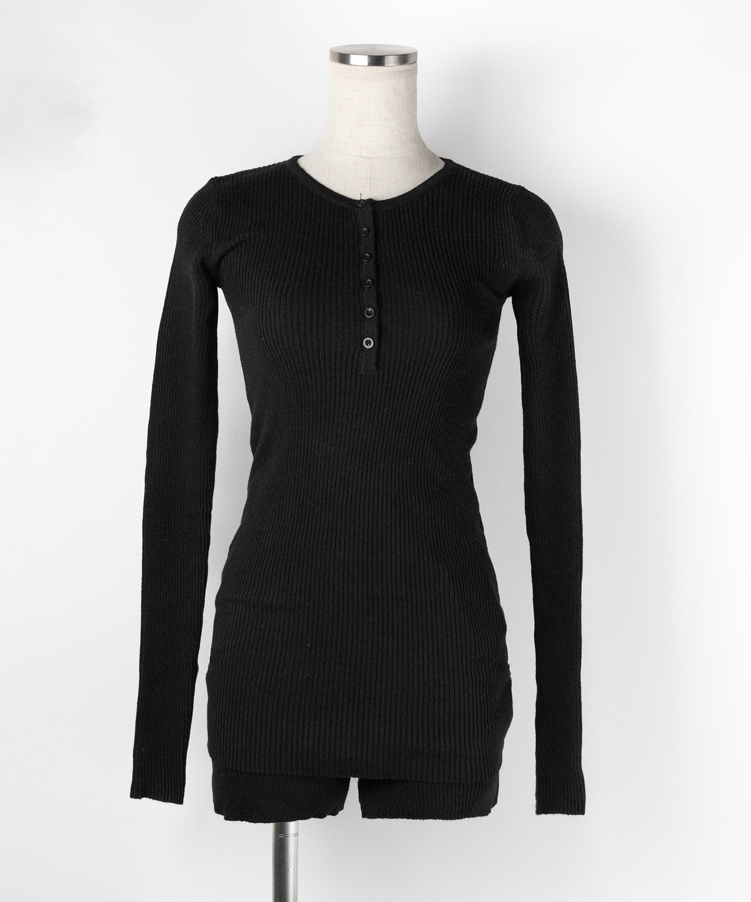 【 セットアップ 】ヘンリーネックスリムリブニットトップス&ニットショートパンツ SET / henley neck slim rib knit tops & knit short pants SET