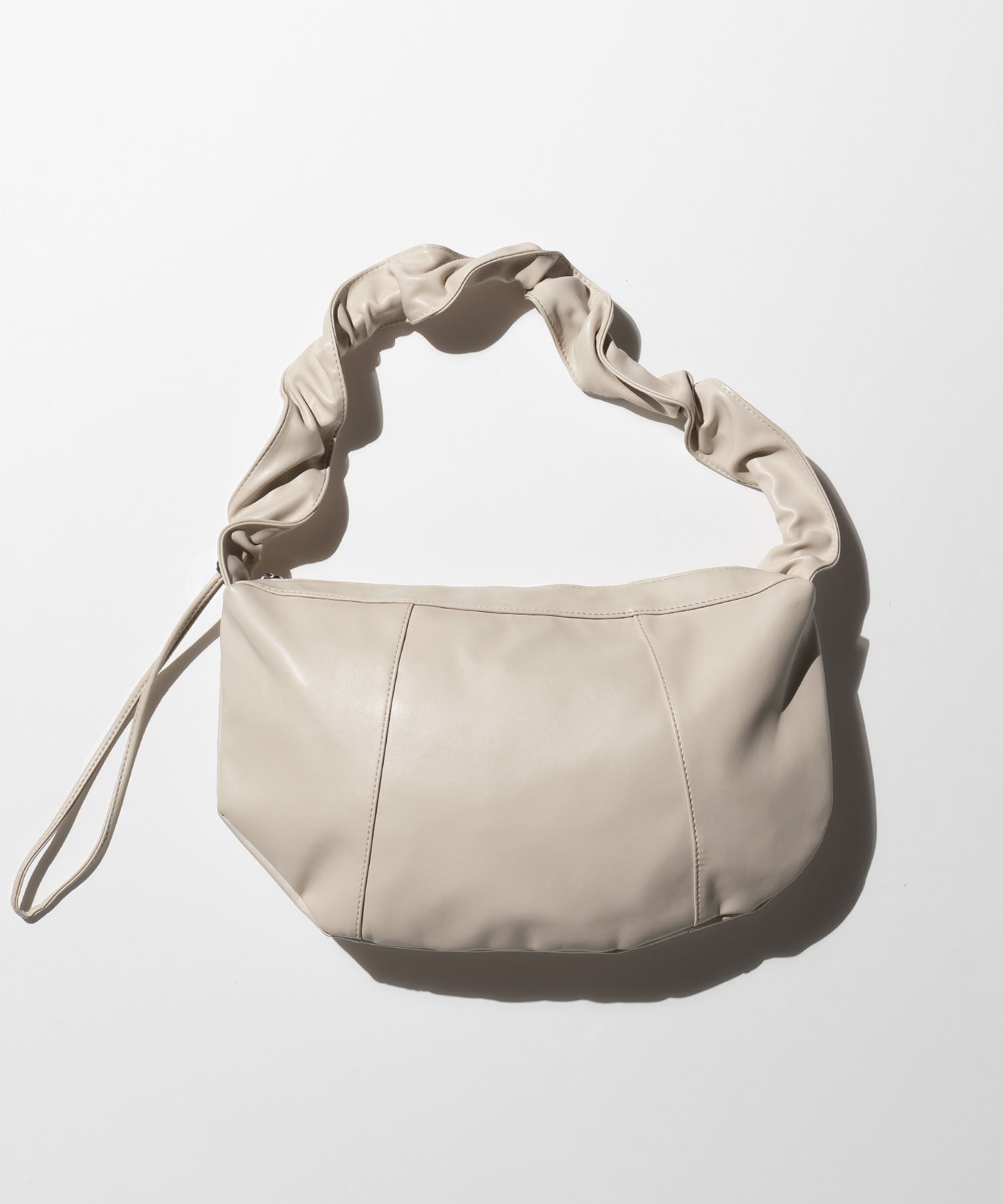 シャーリングハンドルショルダーバッグ / shirring handle shoulder bag