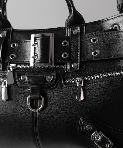【 ショルダーストラップ付き2WAY 】アイレットベルトジップアップスクエアフォルムハンドバッグ / ( 2WAY ) eyelet belt zipup square form handbag