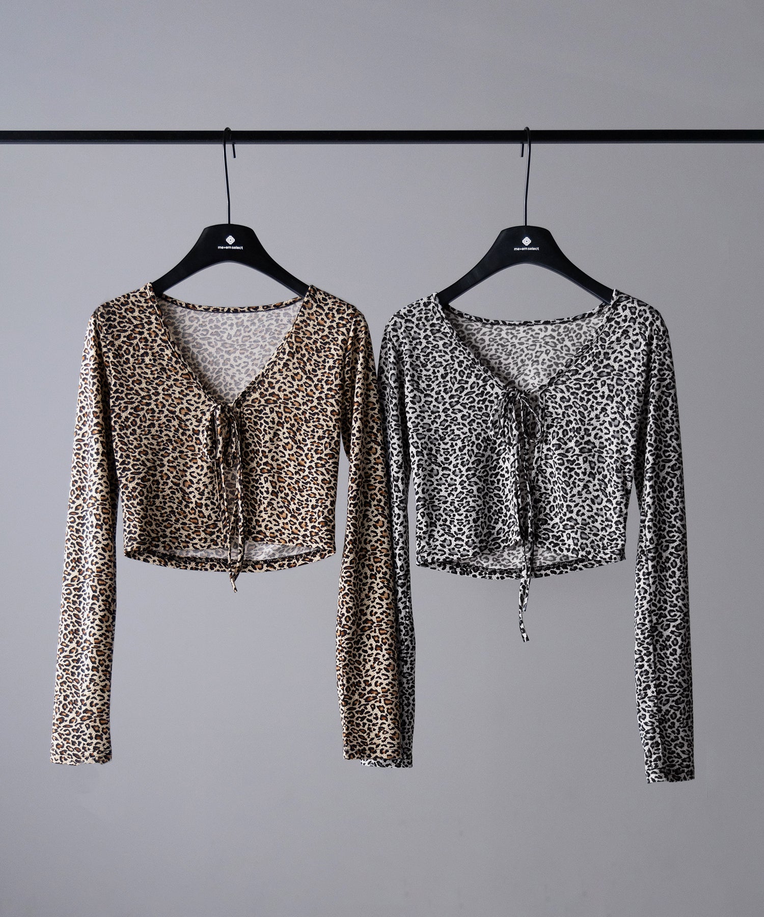 レオパードフロントリボンショートカーディガン / Leopard front ribbon short cardigan