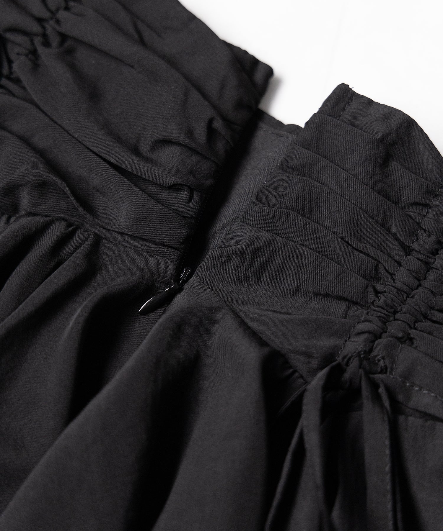 【 2color / 2size 】シャーリングダブルリボンアシンメトリーフリルミニスカート / shirrin double ribbon asymmetry frill mini skirt