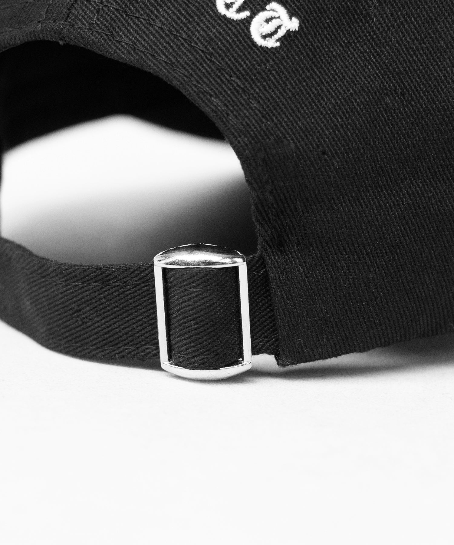 M LOGO embroidery CAP / M LOGO 刺繍キャップ