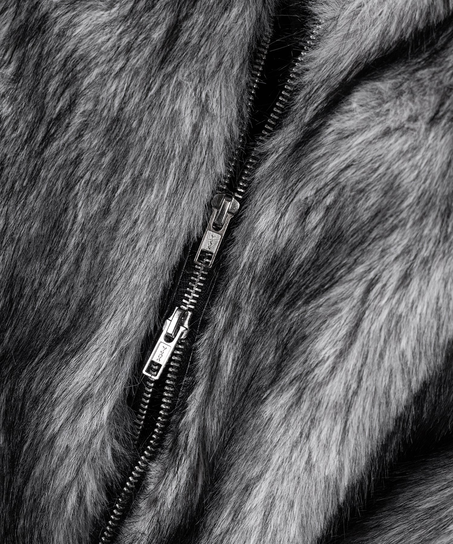 ダブルジップスタンドカラーミックスファージャケット / double zip stand collar mix fur jacket