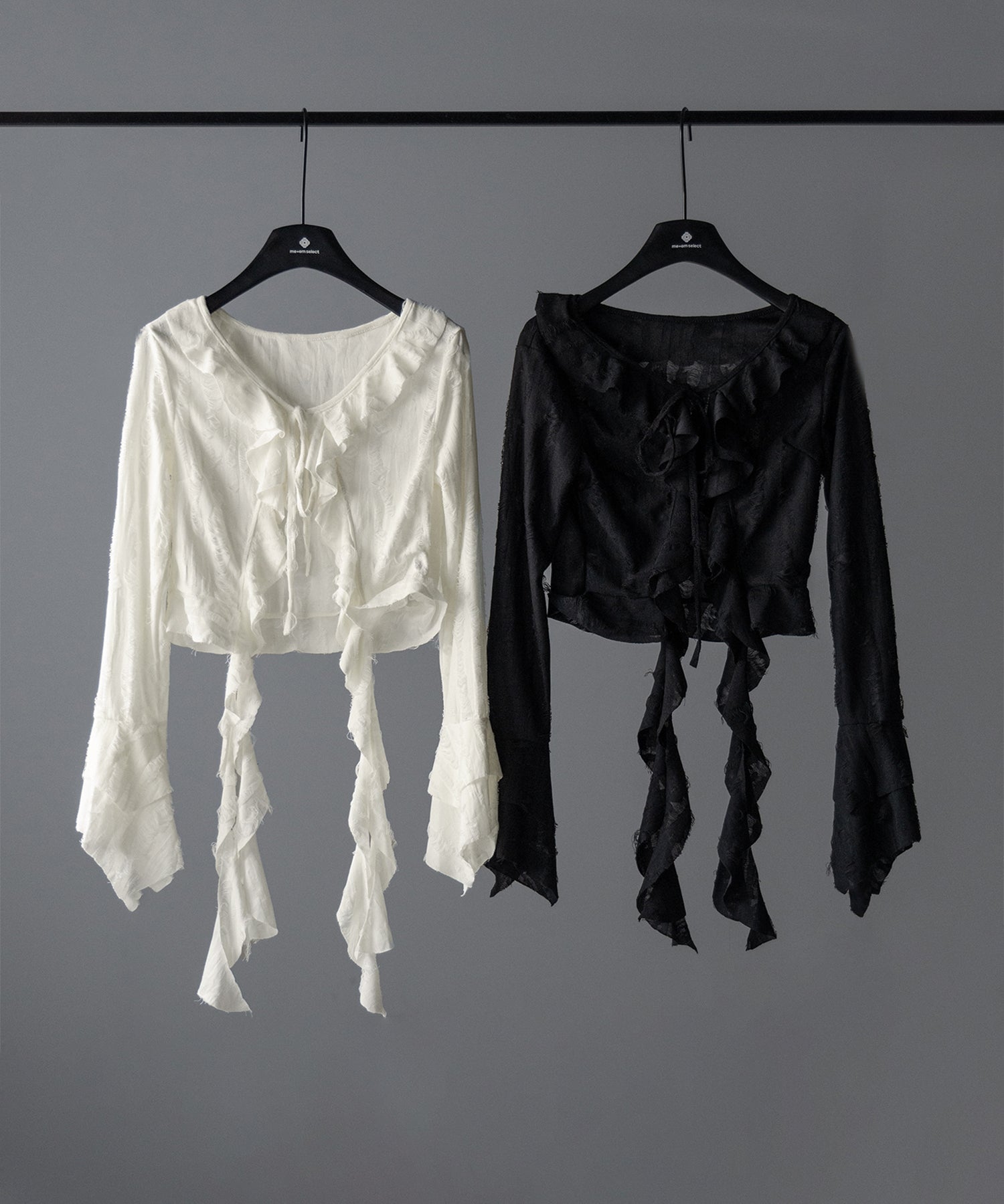 【 2color 】ダメージフリルショートリボンカーディガン / damage frill short ribbon cardigan