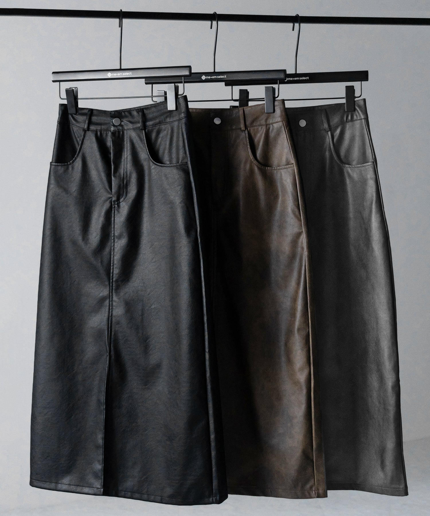 【 3color / 3size 】フロントスリットヴィンテージフェイクレザースカート