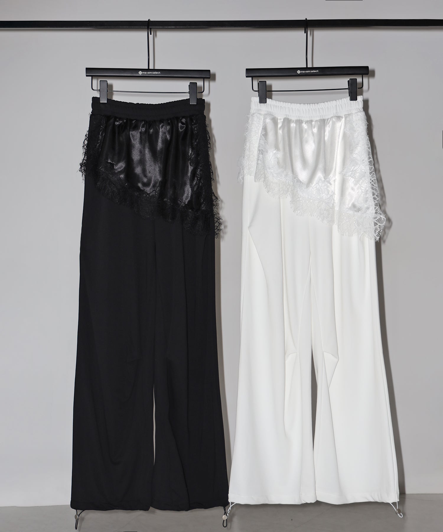 レースドッキングレイヤードスウェットワイドパンツ / lace docking layered sweat wide pants