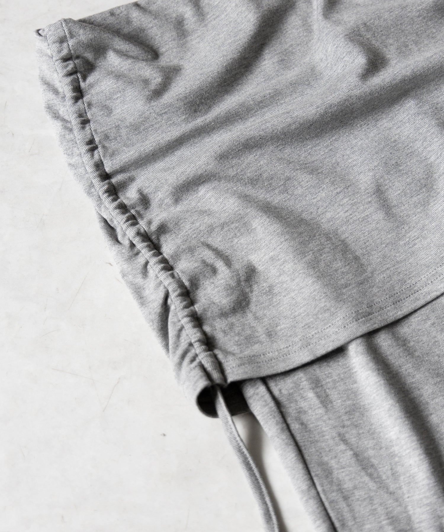 【 ワンホンセットアップ 】スクエアショートTシャツ+サイドシャーリングフレアパンツ SET / 【 SETUP 】square neck short T-shirts + side shirring flare pants