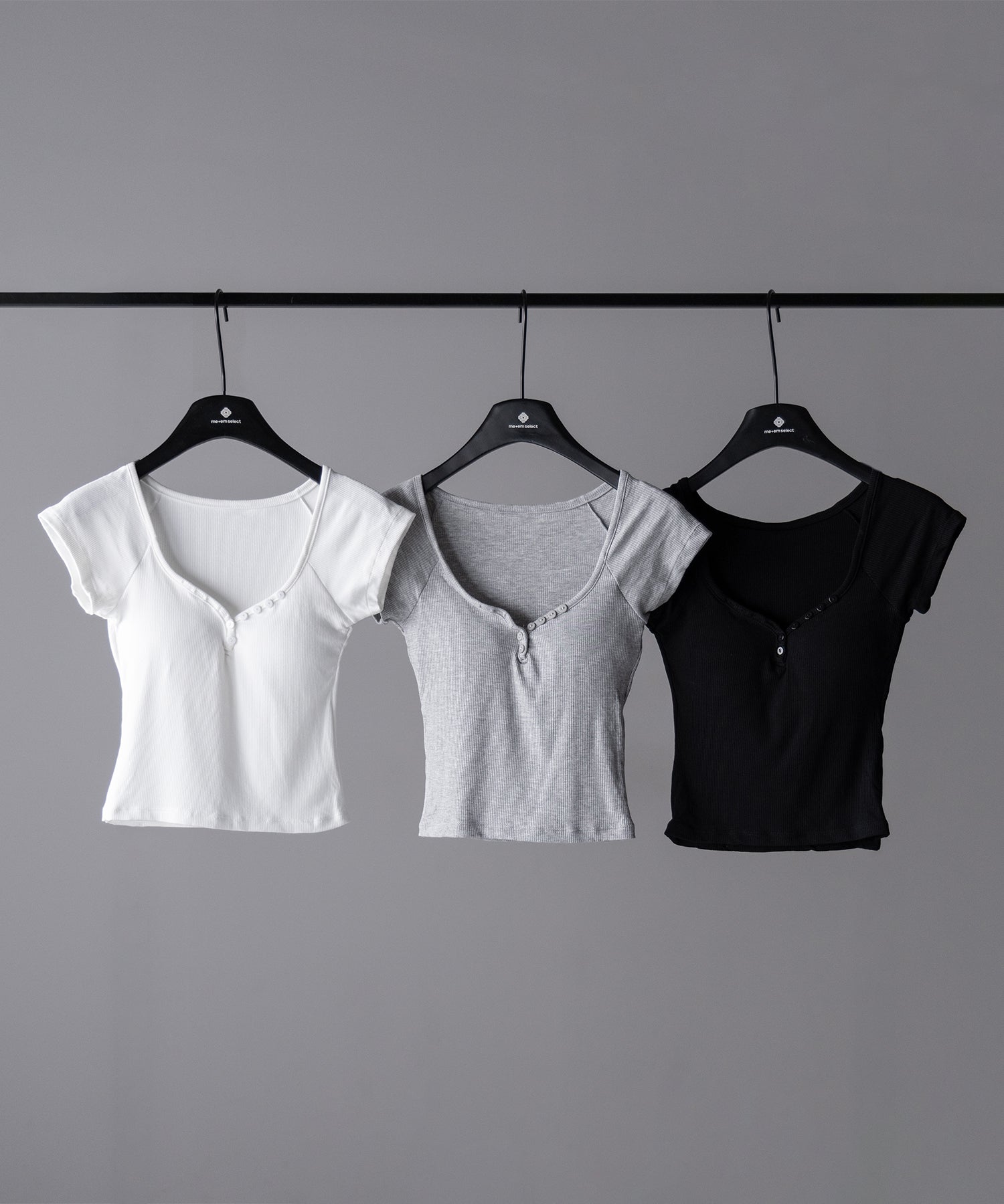 【 3color 】ミニボタンヘンリーネック半袖チビTシャツ / mini button Henley neck short sleeve chibi T-shirt