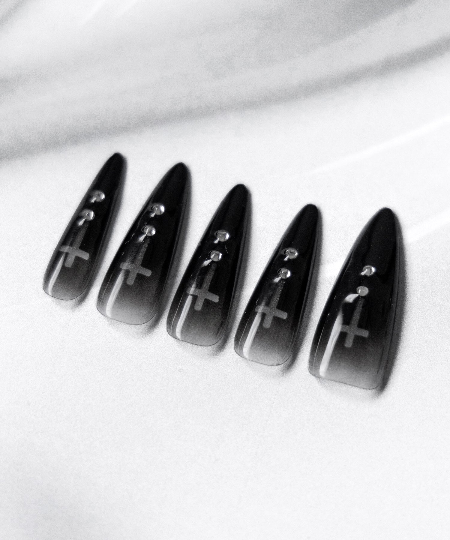 【 限定先行販売 】gradation sheer cross point long nail tips