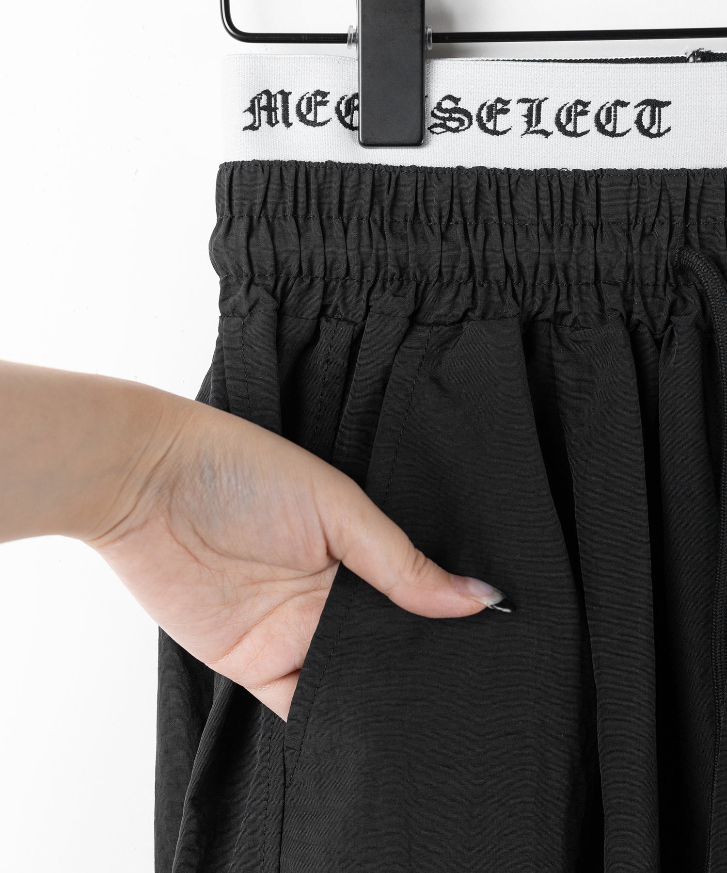 【 2color / 裾絞り可能 】ウエストロゴナイロンライクワッシャーワイドパンツ / waist logo nylon-like washer wide pants