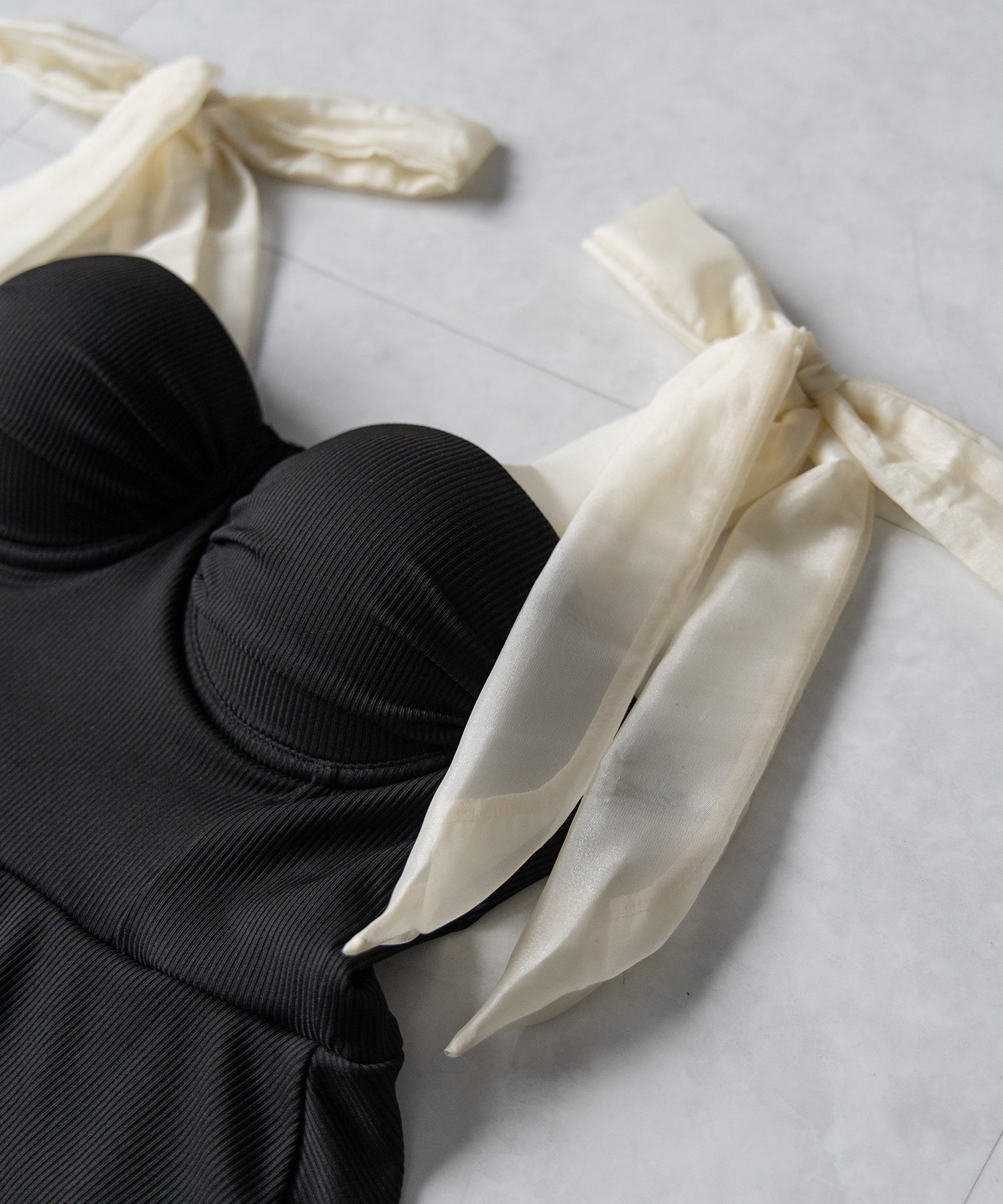 【 レディース水着 】ショルダーリボンバイカラーワンピース水着 / shoulder ribbon bicolor onepiece swimwear