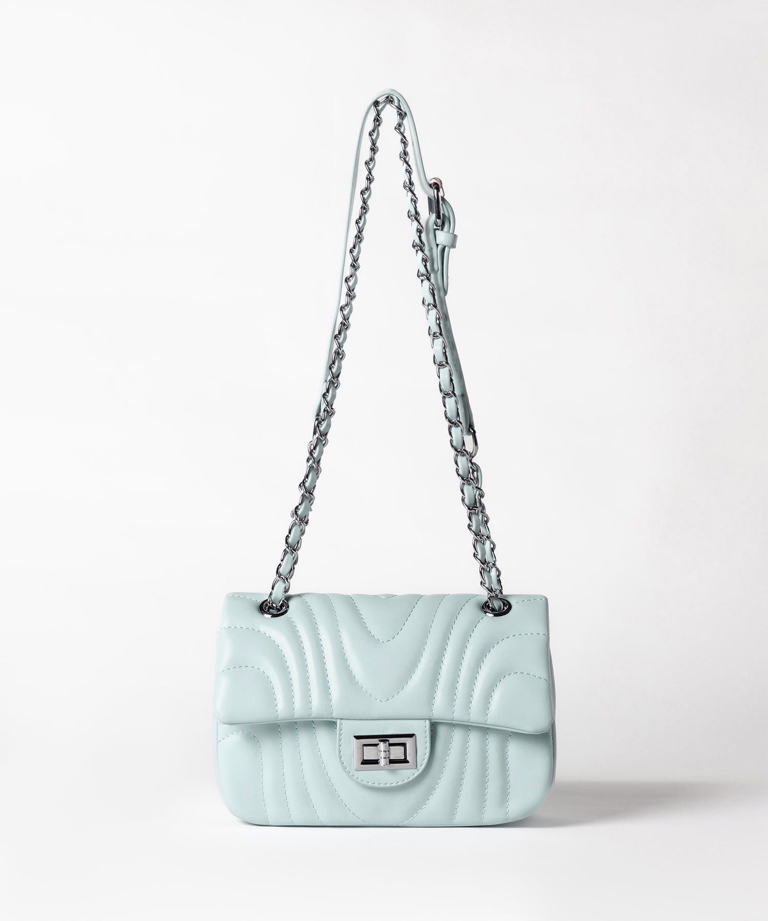 【2WAY 】キルティングチェーンフラップショルダーバッグ / quilting chain flap shoulder bag