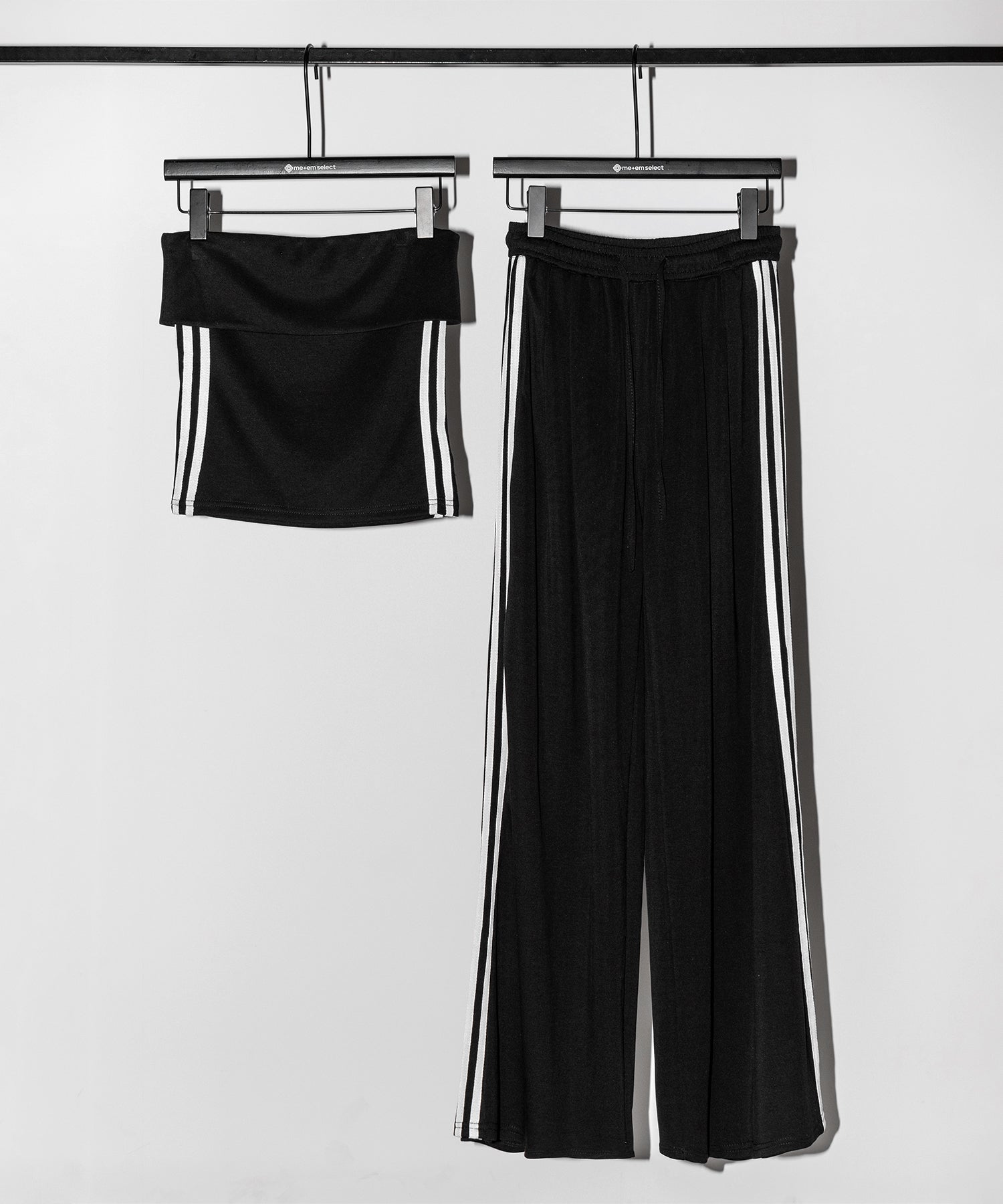 【 セットアップ 】サイドラインベアトップ+タックワイドカットソーパンツ SETUP / ( SETUP ) sideline bare top + tack wide cutsew pants