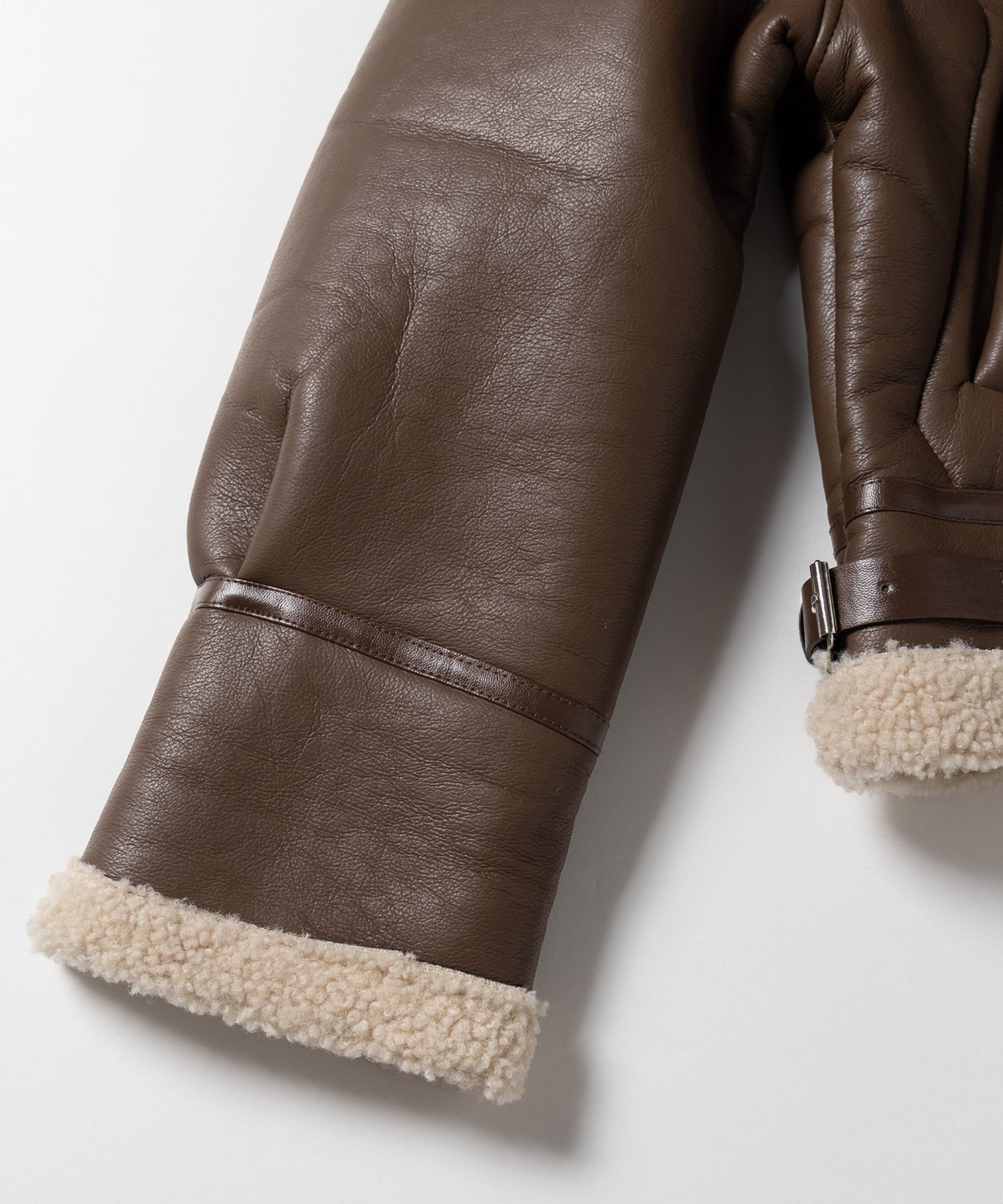 フェイクレザームートンB-3クロップドフライトジャケット