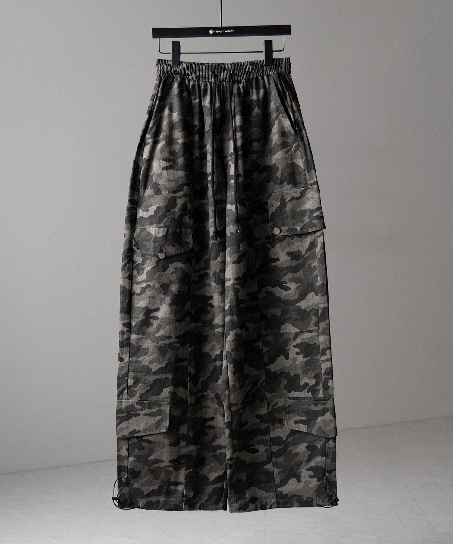 【 裾絞り可能2WAY 】カモフラミリタリーツイルワイドカーゴパンツ / camouflage military twill wide cargo pants
