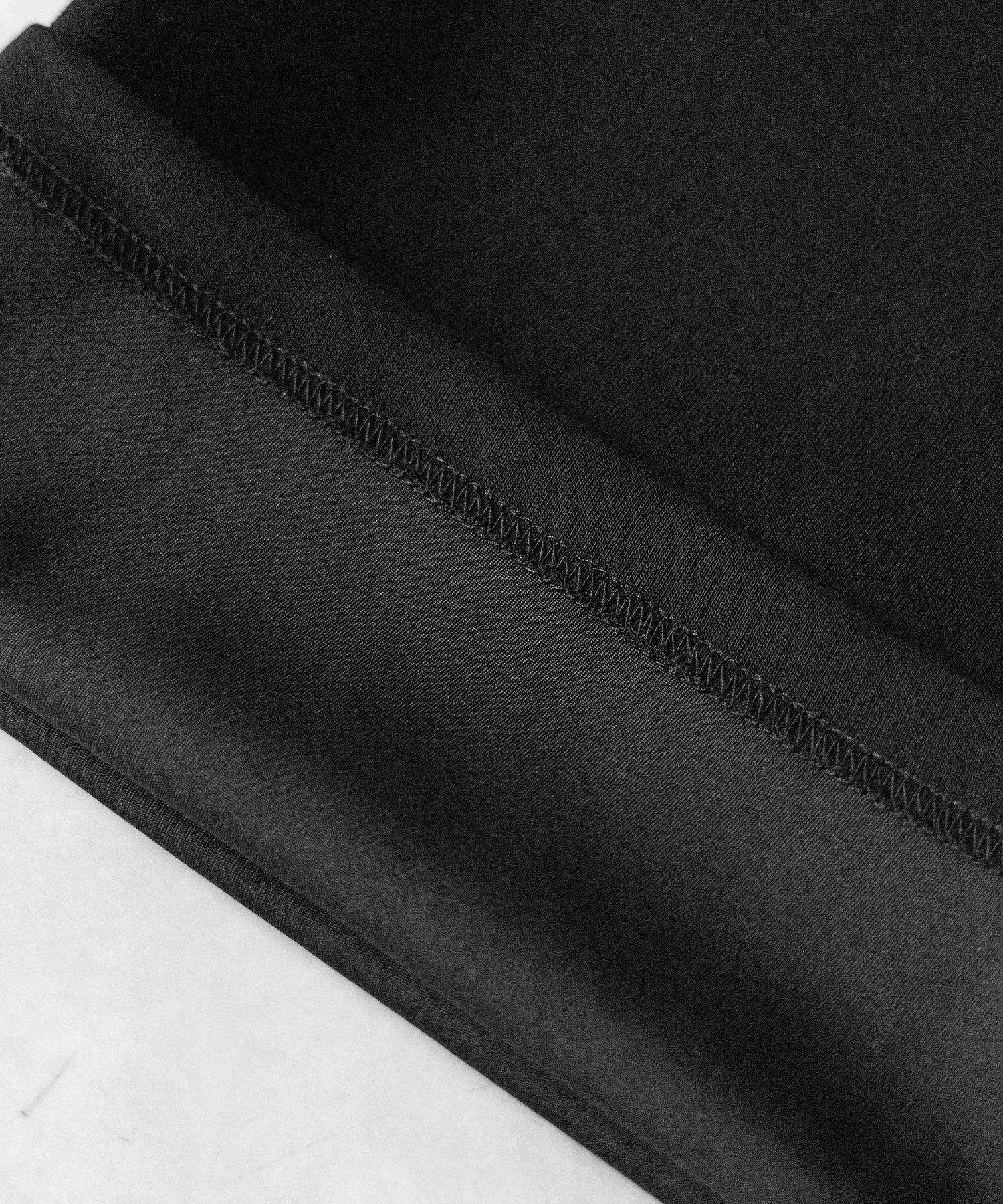 フロントレタリングロゴ刺繍ワイドスウェットパンツ / front lettering logo embroidery wide sweatpants