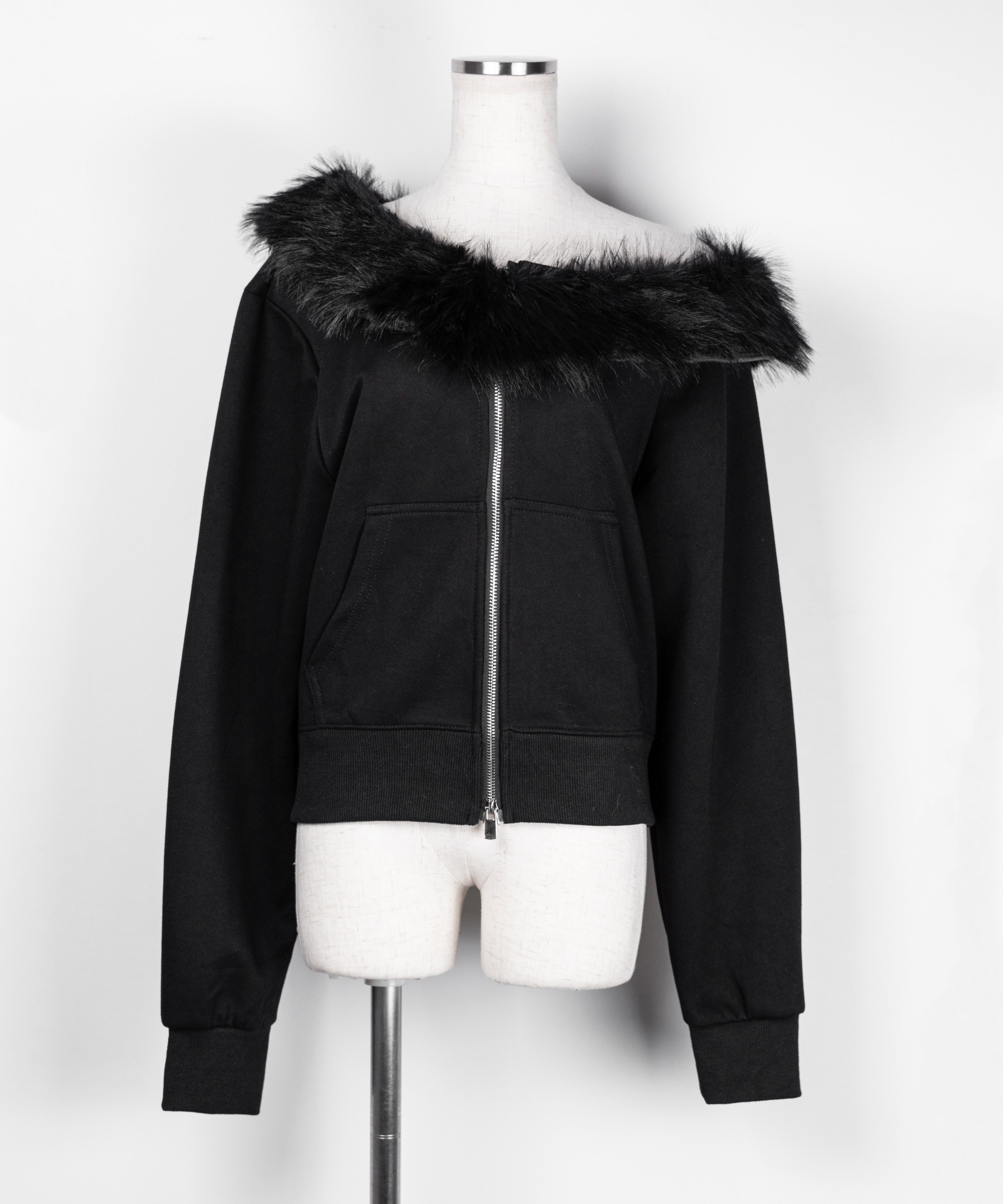 【 セットアップ 】ファーダブルジップワンショルスウェット&タックワイドスウェットパンツ / Fur double-zip one-shoulder sweatshirt & tuck wide sweatpants SETUP