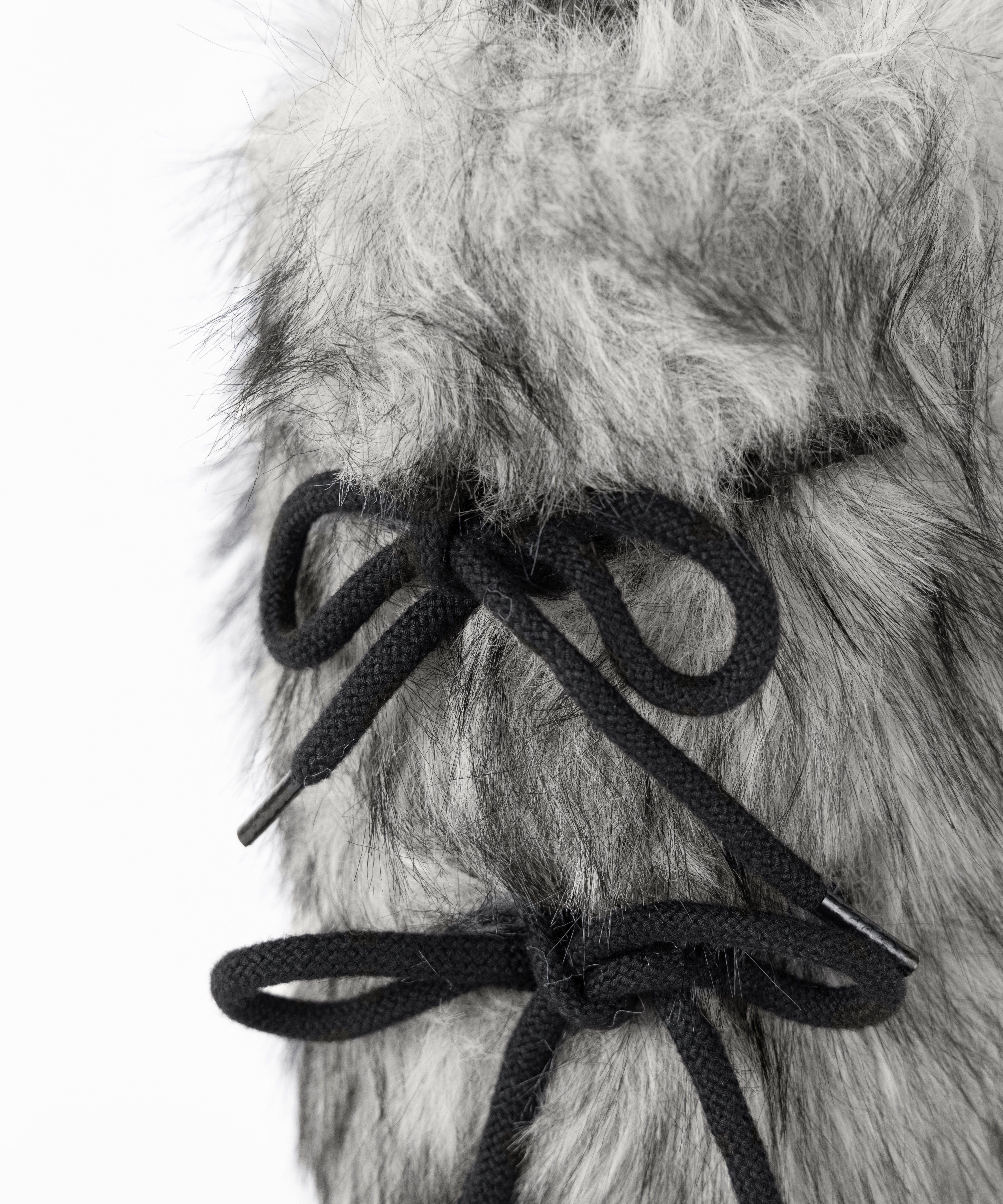 ボリュームフェイクファーレースアップロングブーツ / volume fake fur laceup long boots