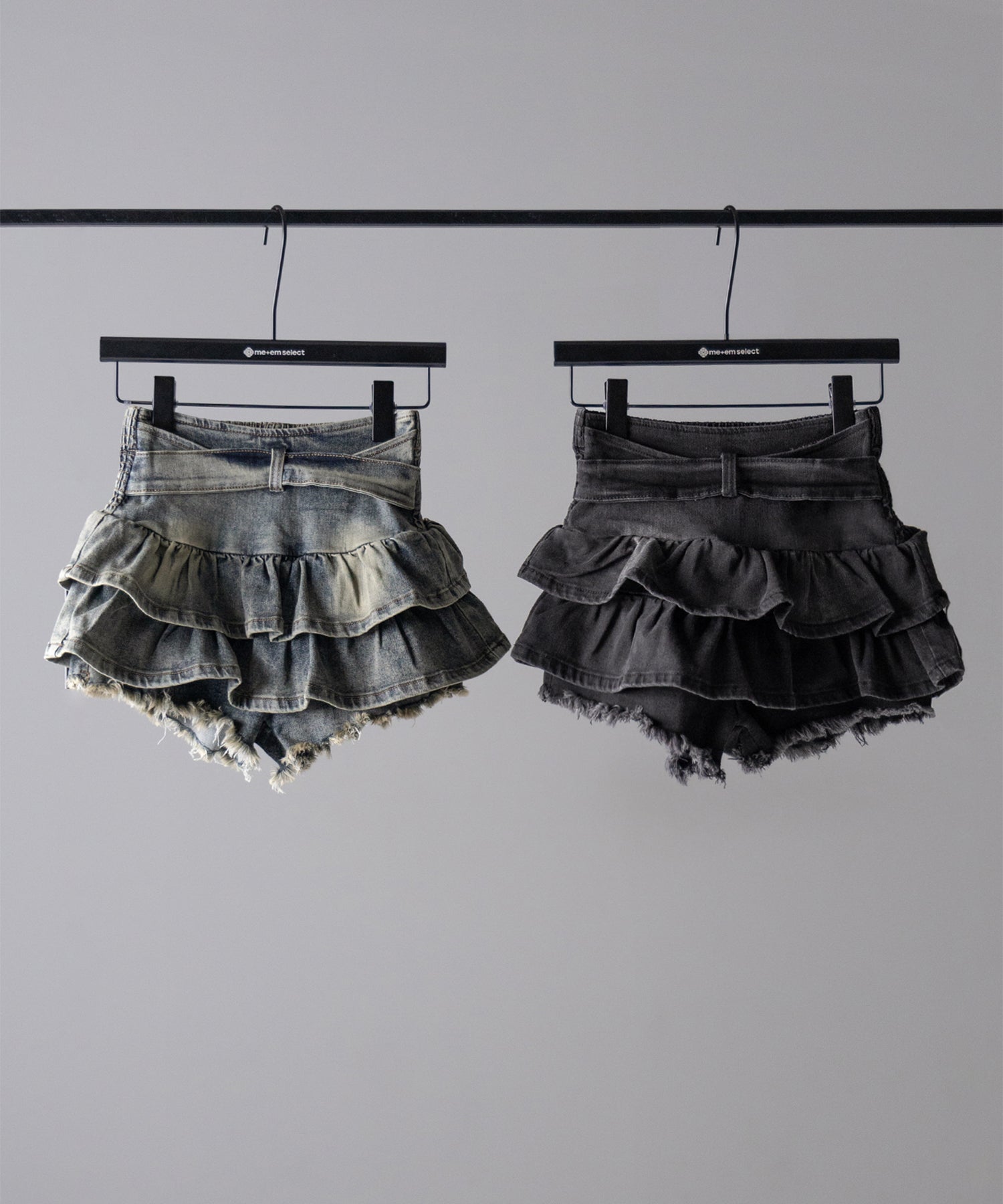 【 2color 】ベルテッドフリルヴィンテージデニムミニスカパン / Belted frill vintage denim mini skirt pants
