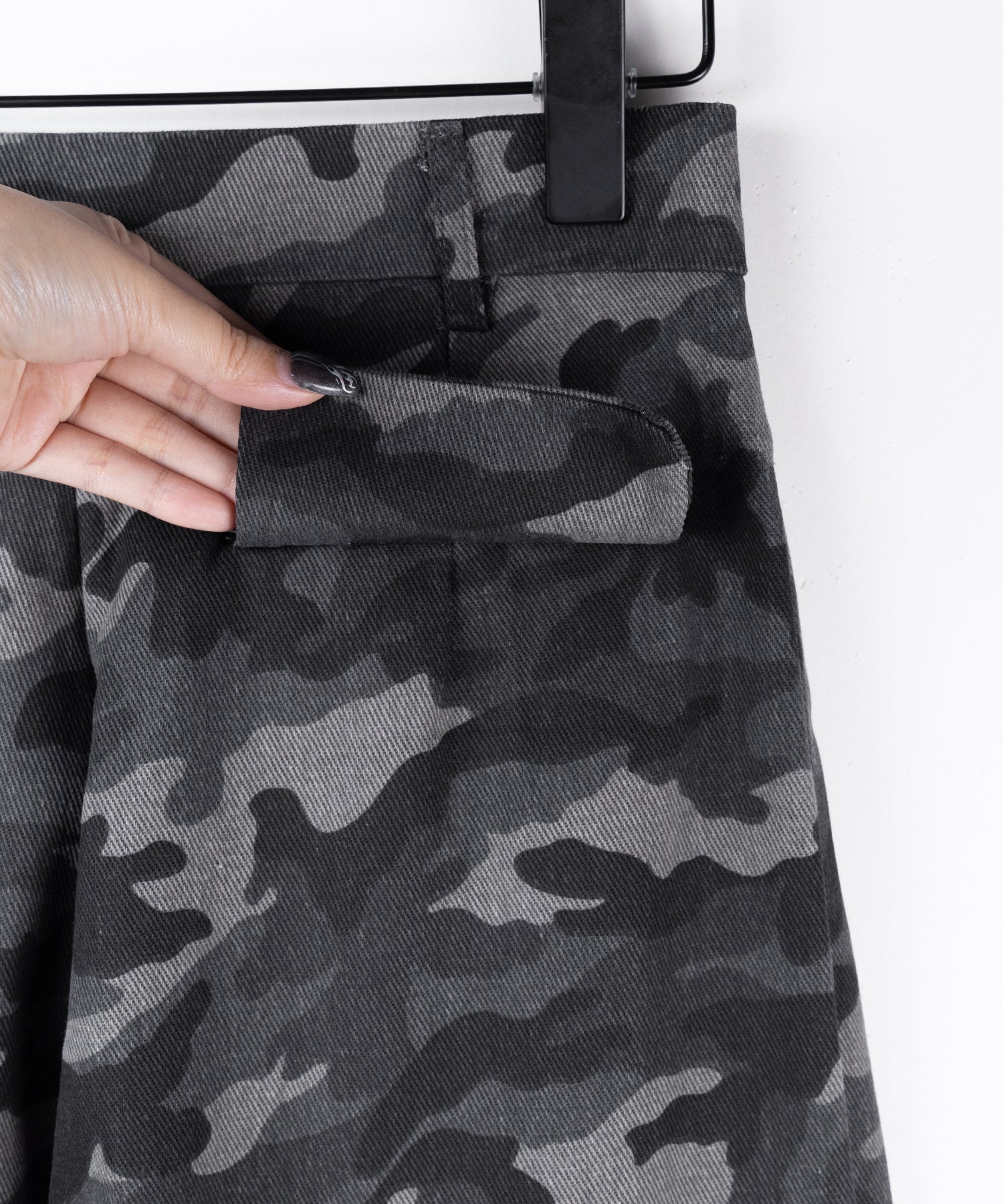 【 2color / 4size 】ダブルタックヴィンテージカモフラージュワイドパンツ / double tuck vintage camouflage wide pants