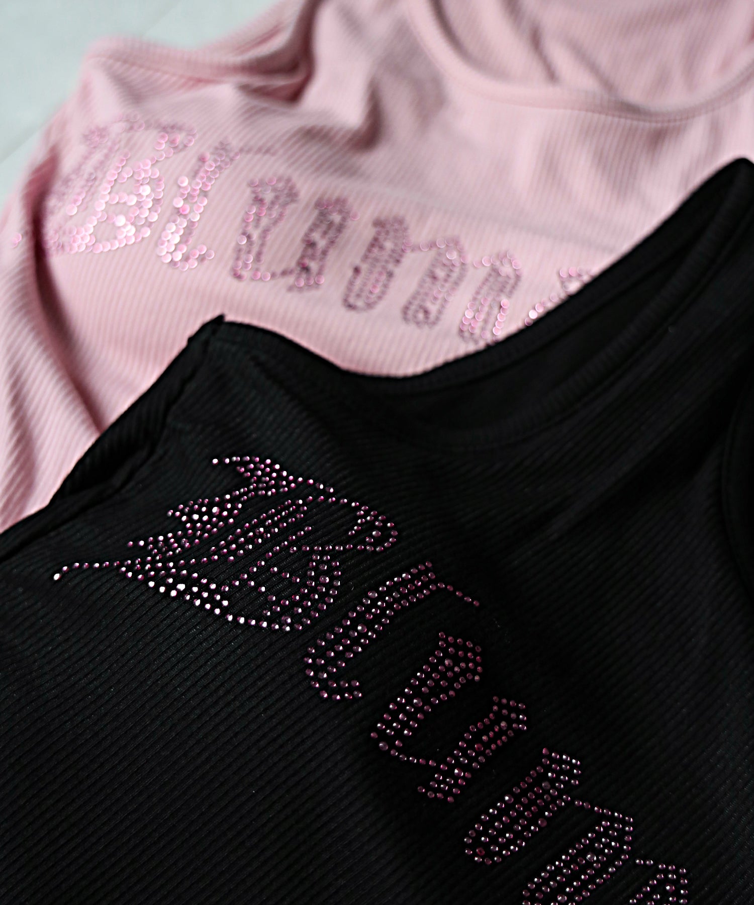 ラインストーンロゴリブタンクトップ/Rhinestone logo ribbed tank top