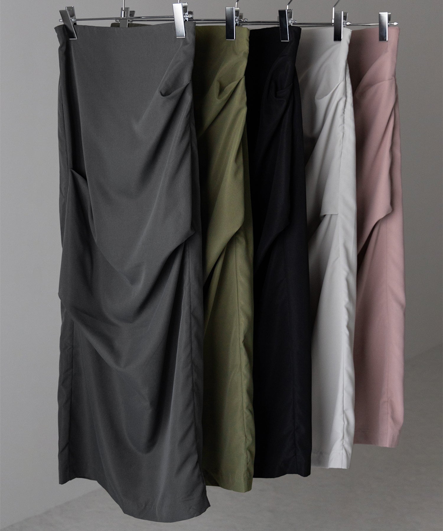 【 3size / 5color 】タックデザインハイウエストスリットロングスカート