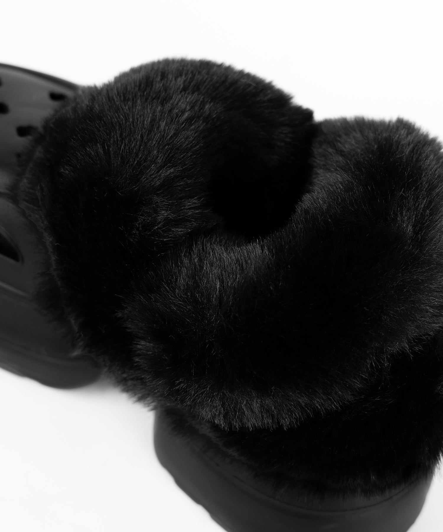 フェイクファー厚底クロッグサンダル / Fake fur platform clog sandals